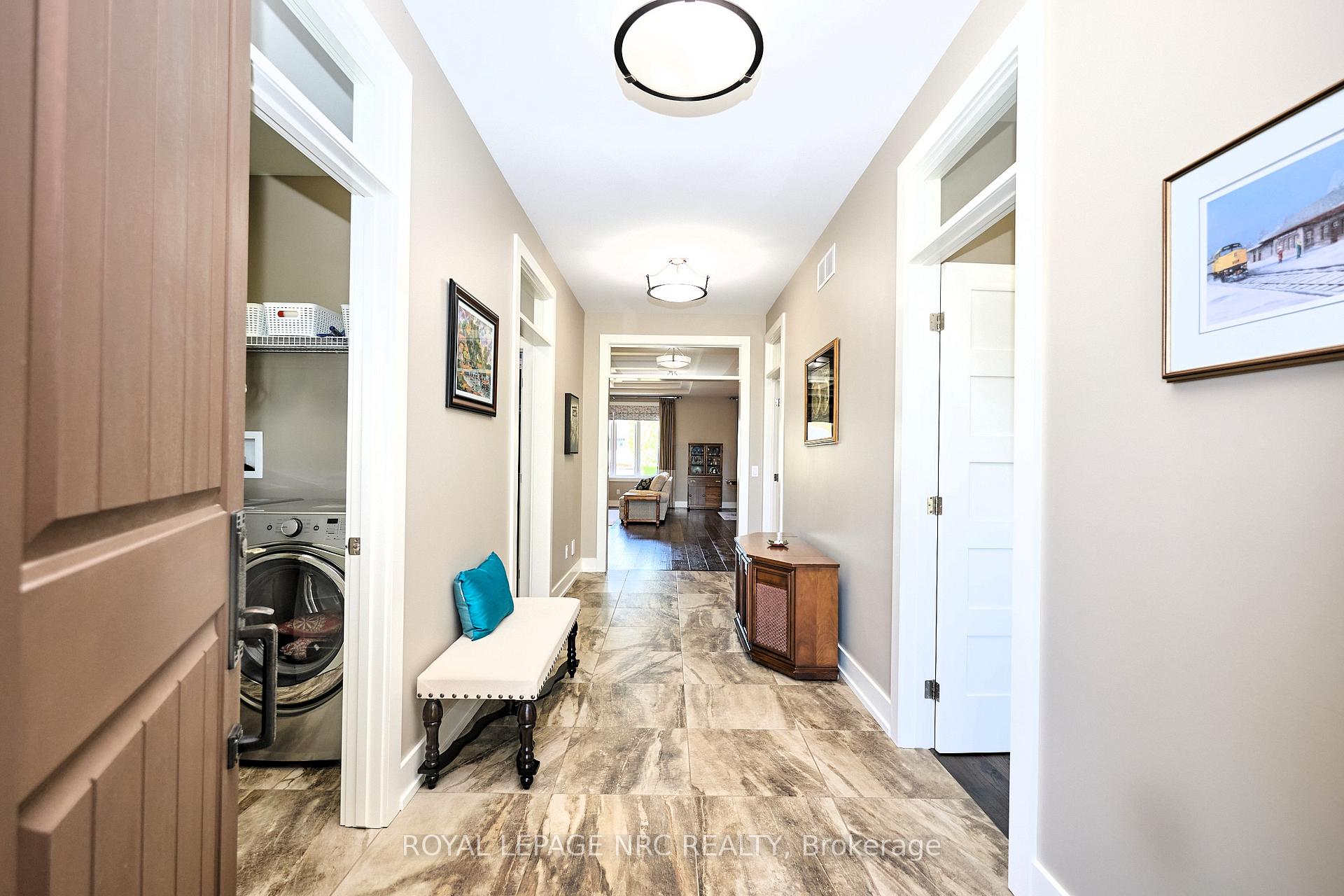 Photo 16 of 62 Rosewood Crescent, Pelham, Fonthill — HOMEH