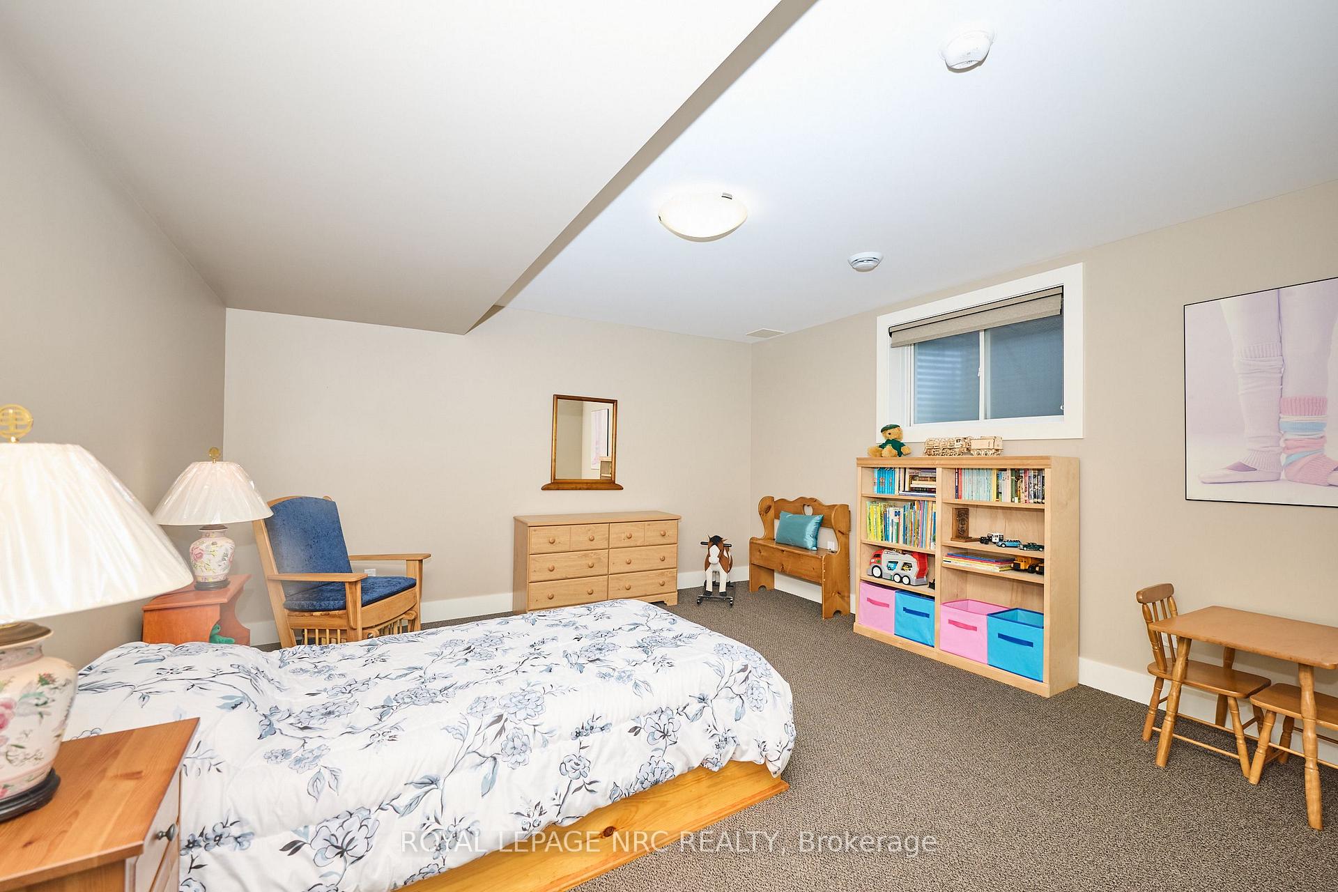 Photo 46 of 62 Rosewood Crescent, Pelham, Fonthill — HOMEH