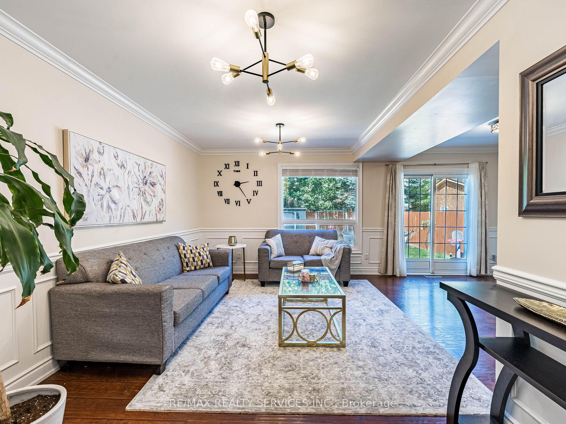 Photo 2 of 312 Killarney Court, Oshawa, Lakeview — HOMEH