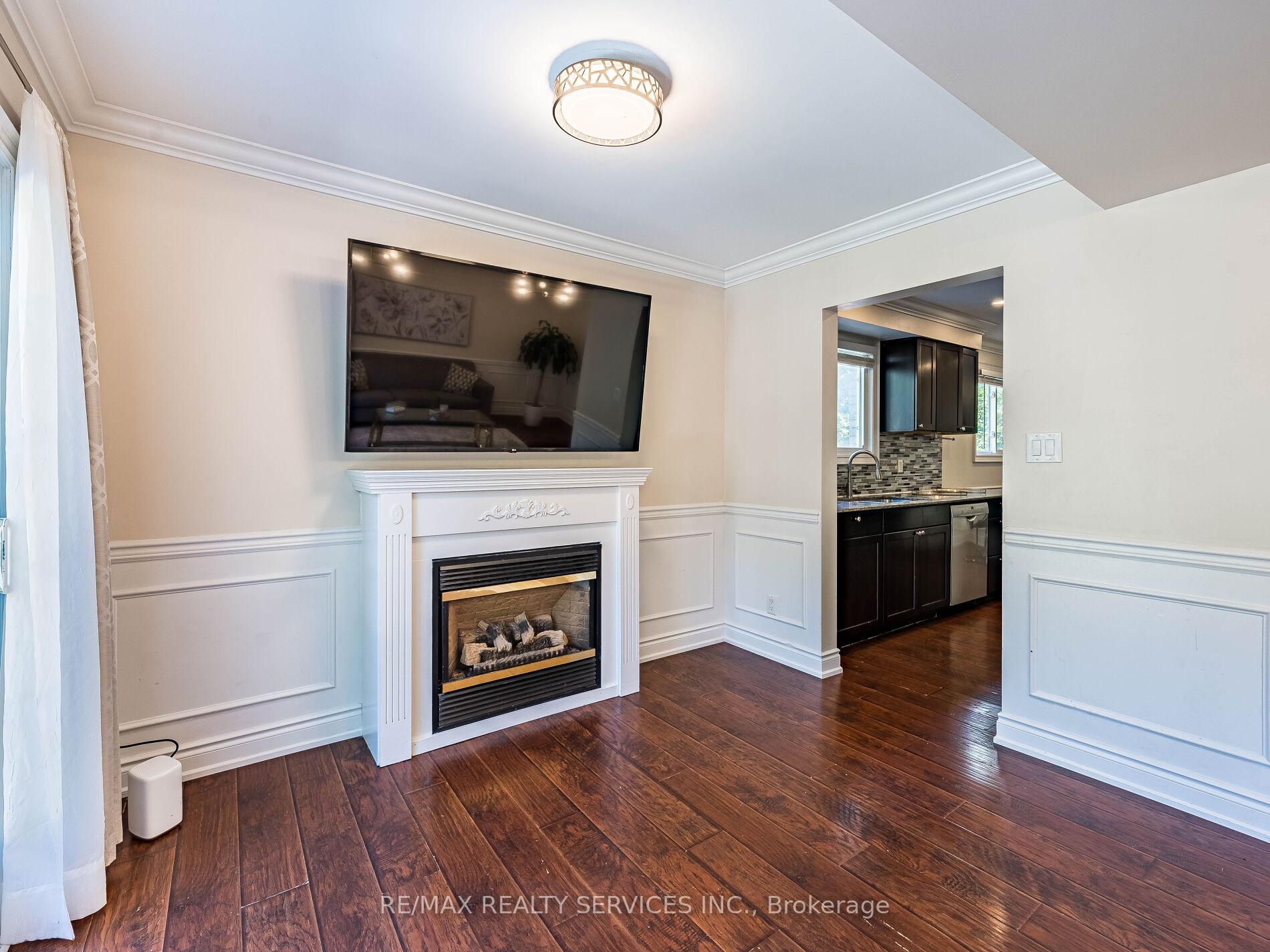 Photo 9 of 312 Killarney Court, Oshawa, Lakeview — HOMEH