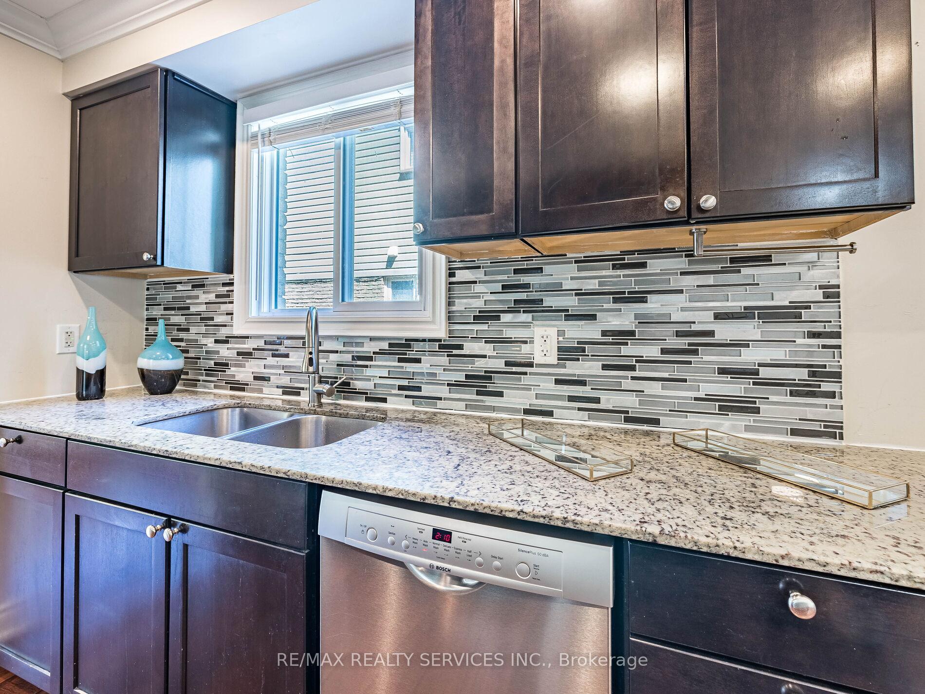Photo 13 of 312 Killarney Court, Oshawa, Lakeview — HOMEH