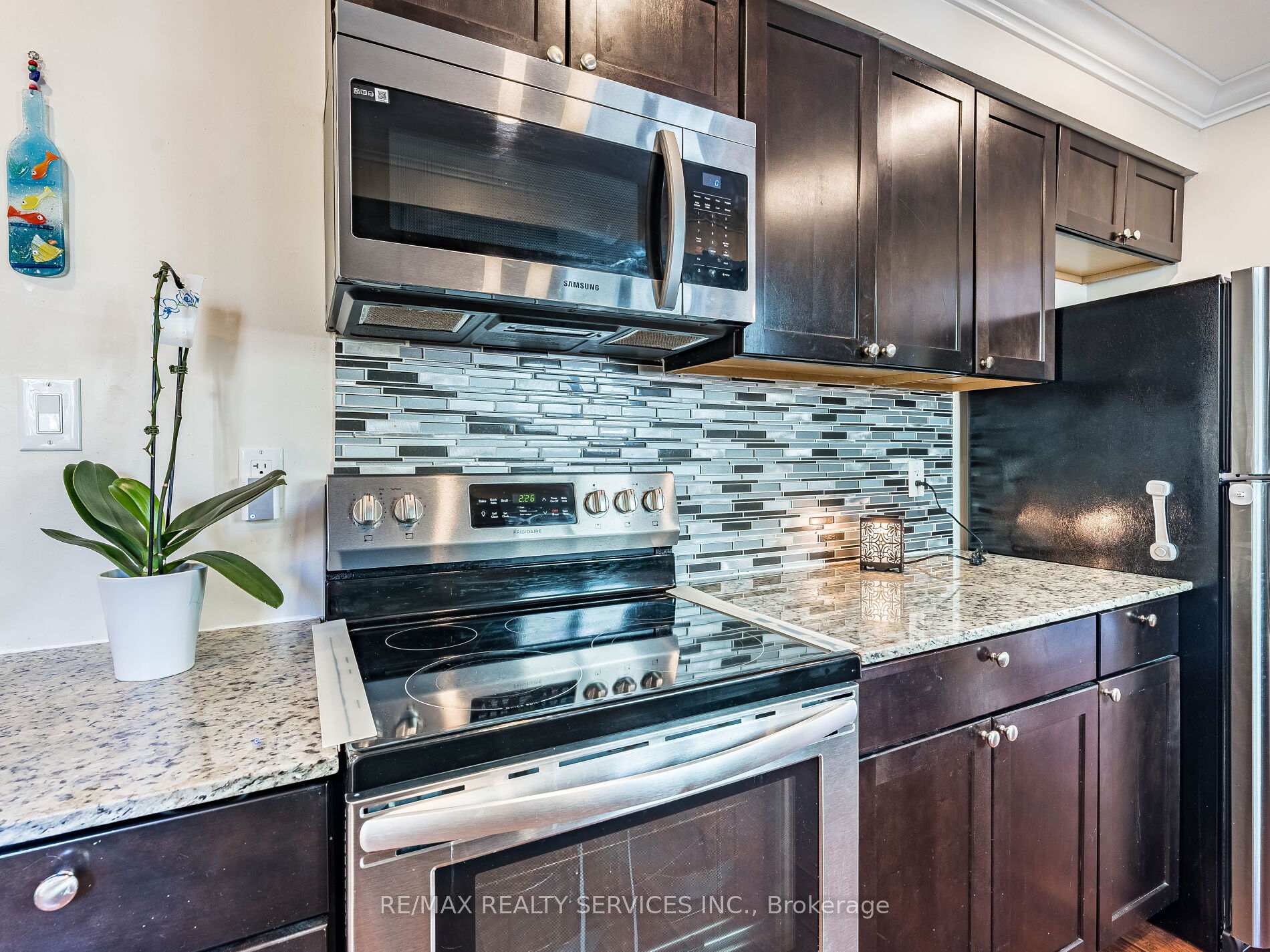 Photo 14 of 312 Killarney Court, Oshawa, Lakeview — HOMEH