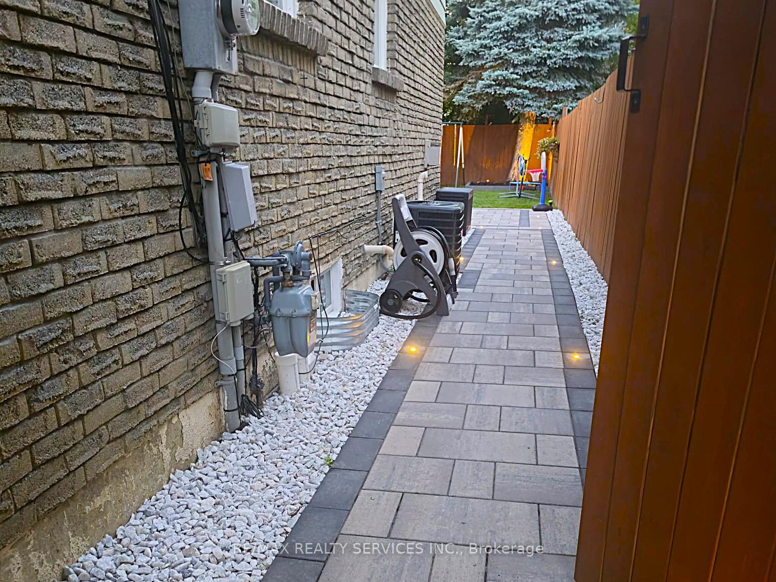 Photo 39 of 312 Killarney Court, Oshawa, Lakeview — HOMEH