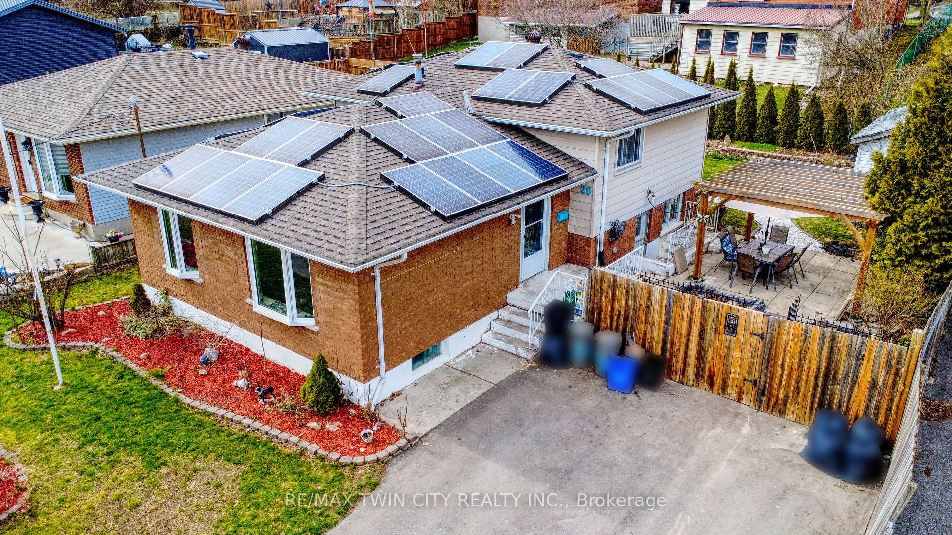 Photo 8 of 26 Ashton Drive, Norfolk, Simcoe — HOMEH