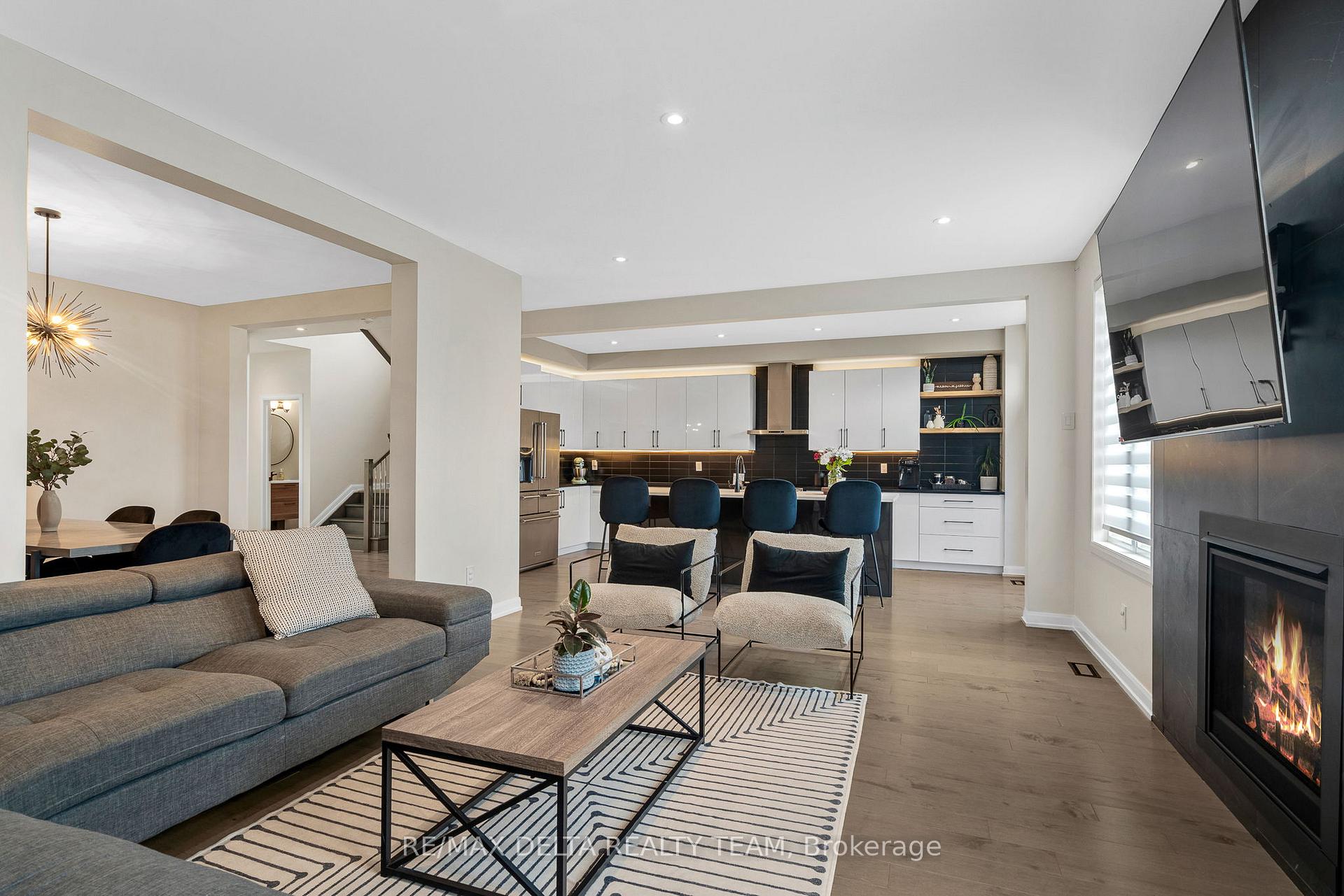 Photo 13 of 252 Aquarium Avenue, Ottawa, Avalon West — HOMEH
