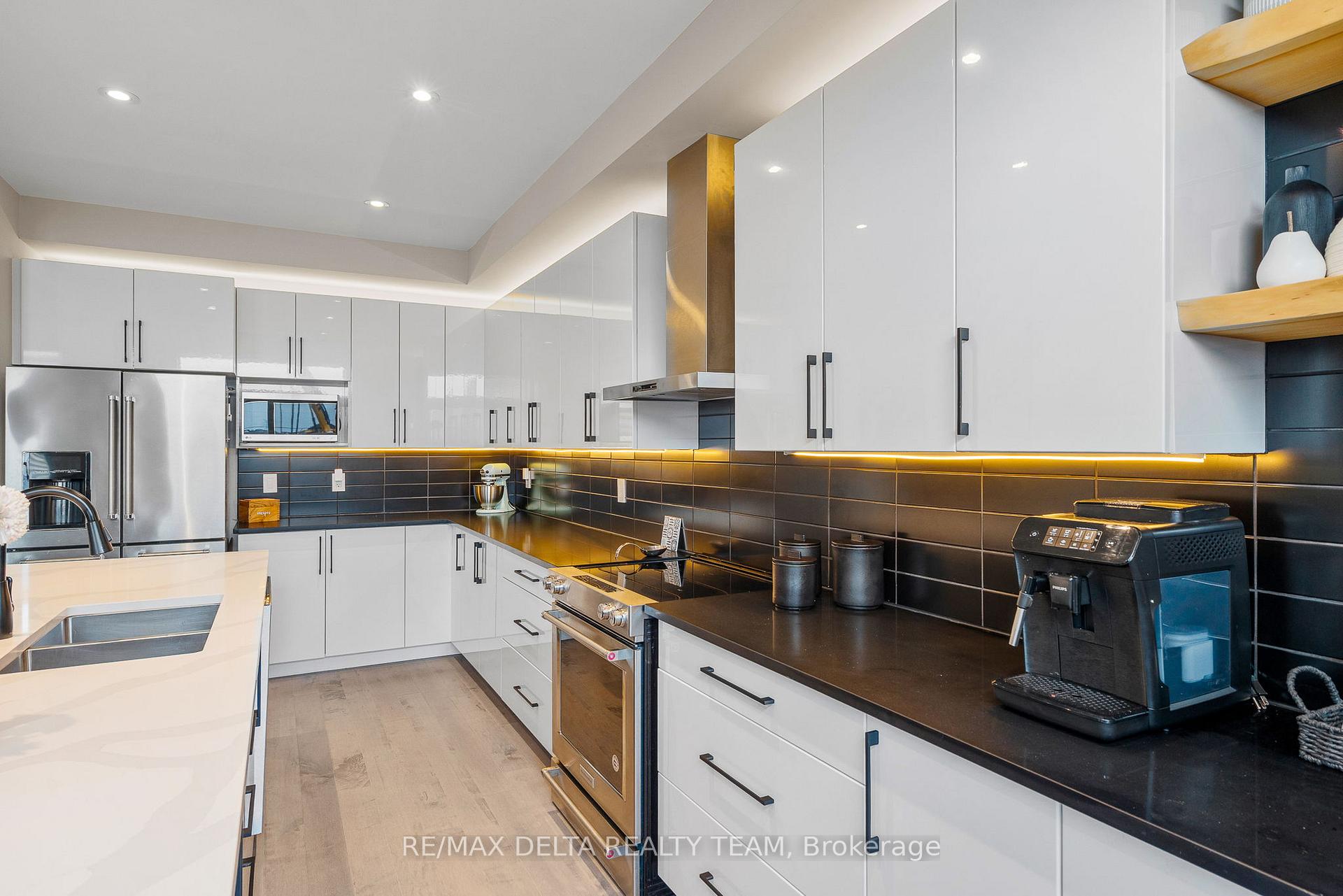 Photo 19 of 252 Aquarium Avenue, Ottawa, Avalon West — HOMEH