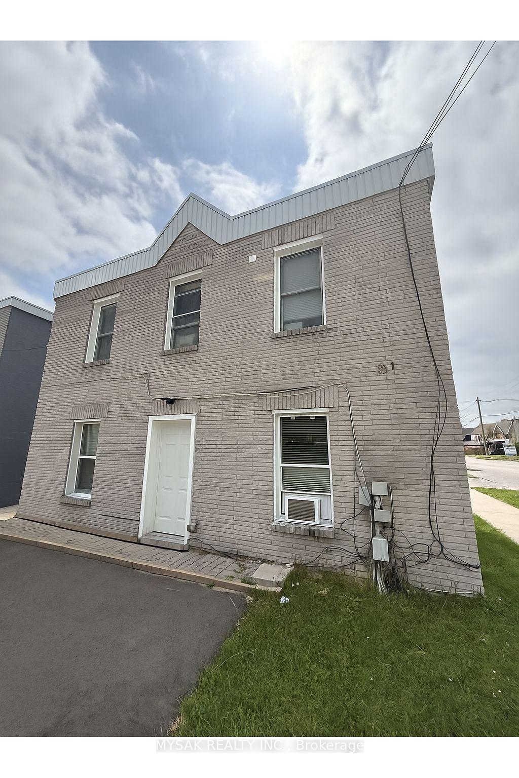 Photo 1 of 81 Peter Street S, Orillia — HOMEH