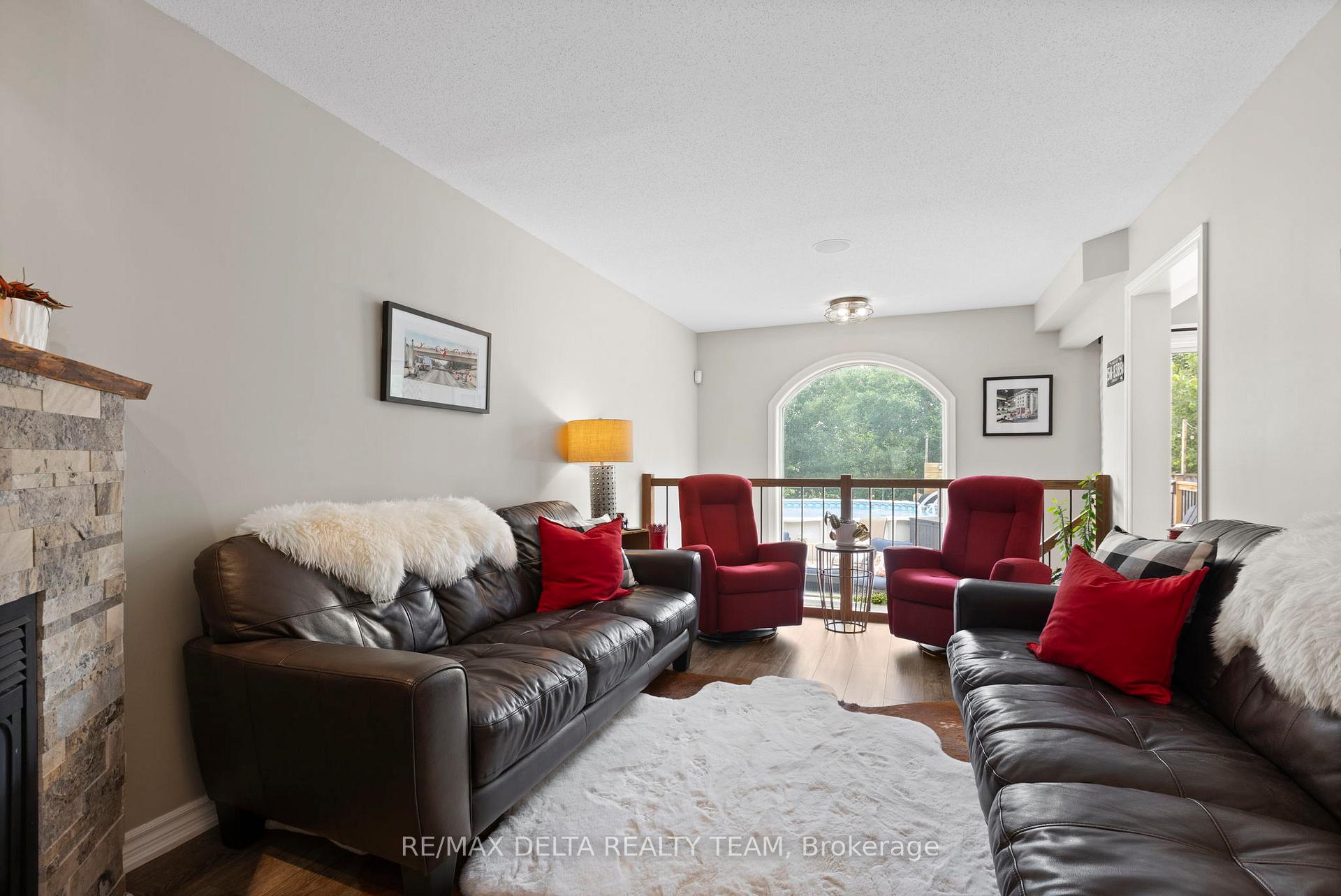 Photo 7 of 2070 Melette Crescent, Ottawa, Avalon East — HOMEH