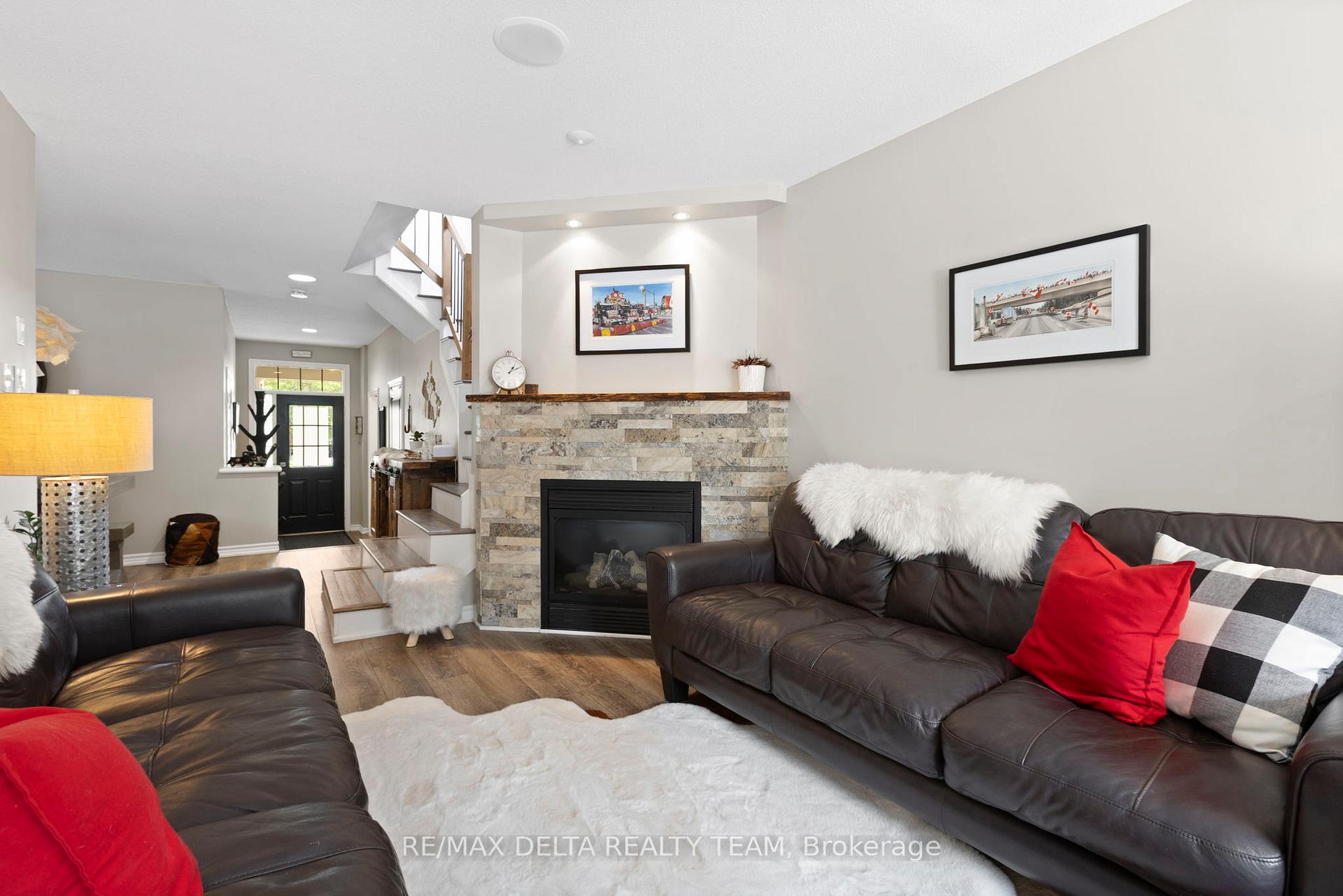 Photo 8 of 2070 Melette Crescent, Ottawa, Avalon East — HOMEH
