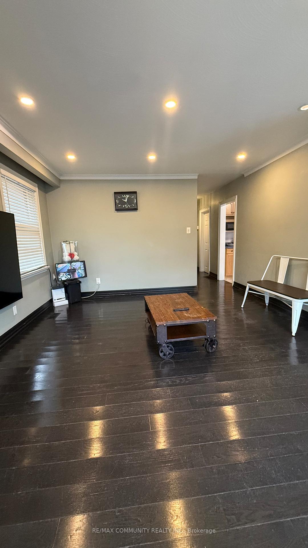 Photo 5 of Unit Main, 591 Harmony Road S, Oshawa, Donevan — HOMEH
