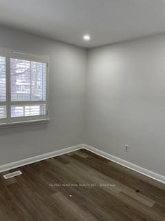 Photo 3 of 21 Honeybourne Crescent, Markham, Bullock — HOMEH