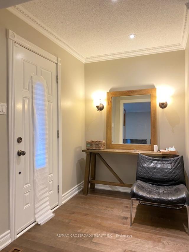 Photo 5 of 68 Innisbrook Crescent, Markham, Aileen-Willowbrook — HOMEH
