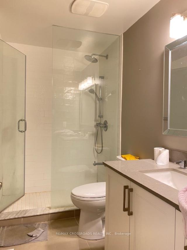 Photo 12 of 68 Innisbrook Crescent, Markham, Aileen-Willowbrook — HOMEH