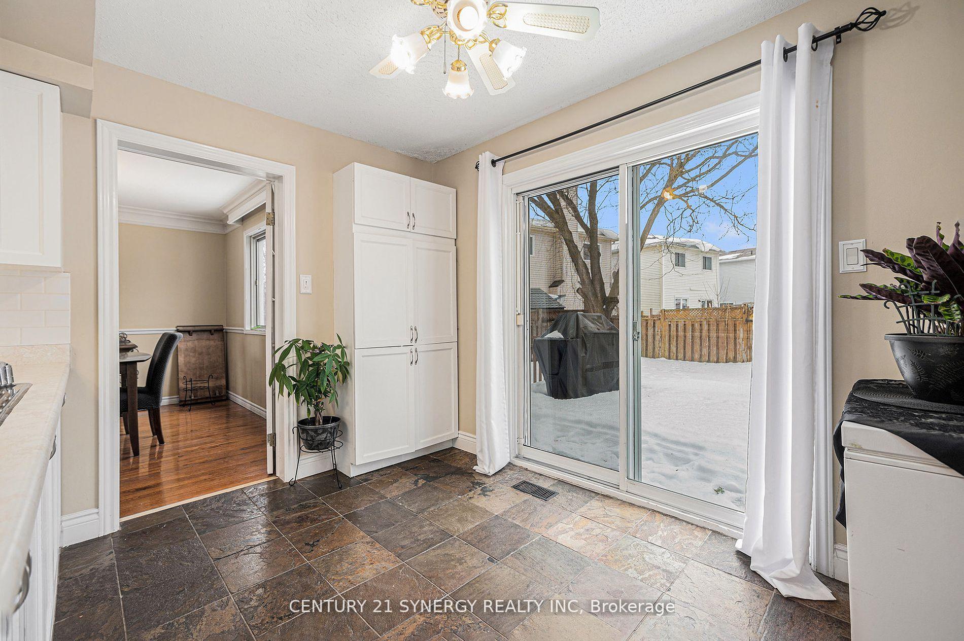 Photo 13 of 666 Mathieu Way, Ottawa, Fallingbrook/Pineridge — HOMEH