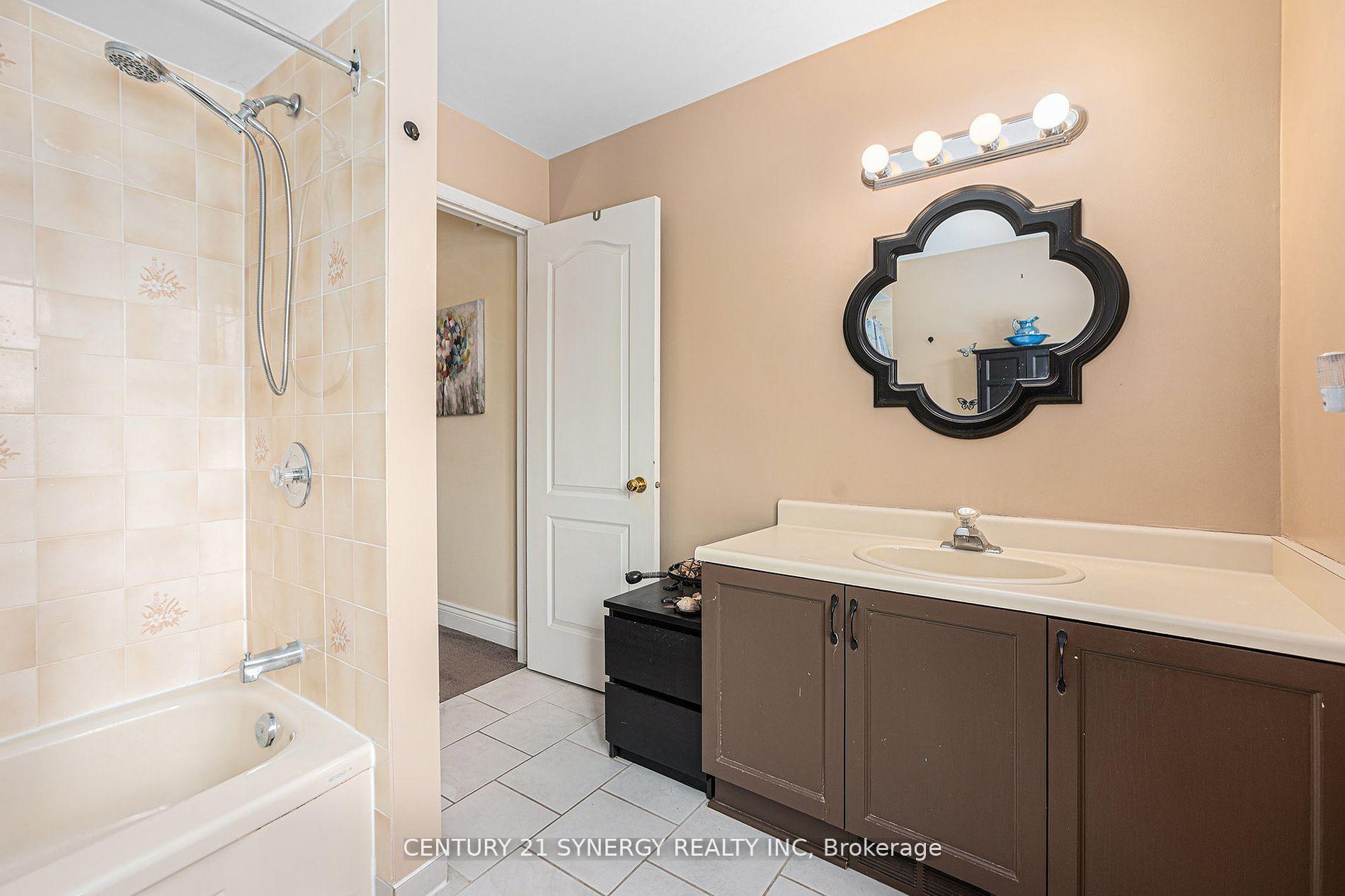 Photo 28 of 666 Mathieu Way, Ottawa, Fallingbrook/Pineridge — HOMEH