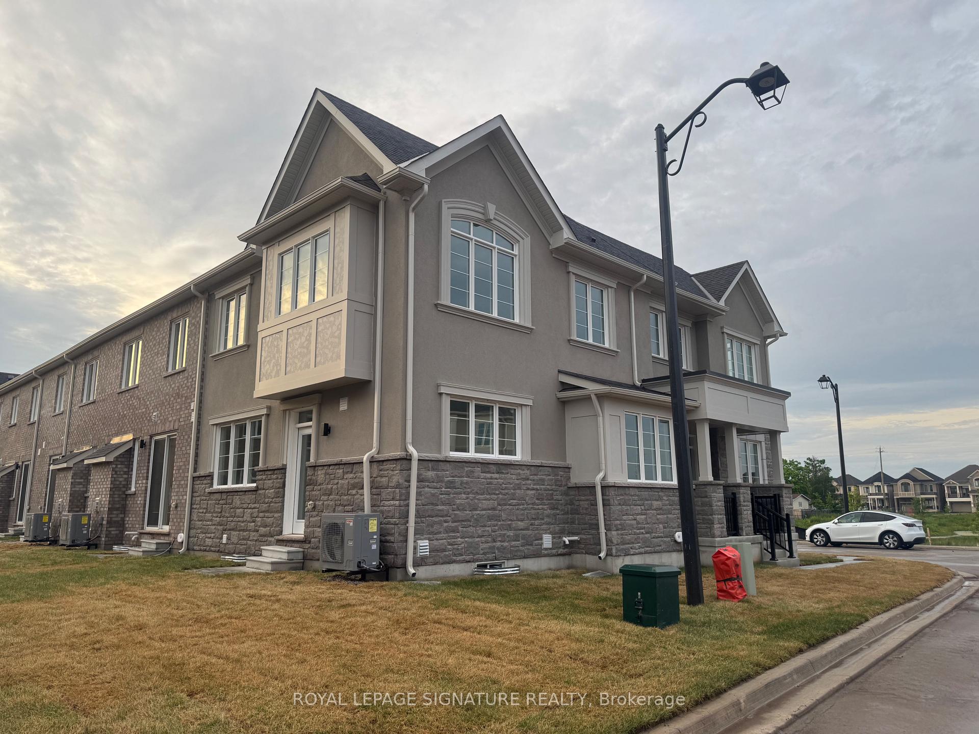 Front of Unit 8, 1257 Ferguson Drive