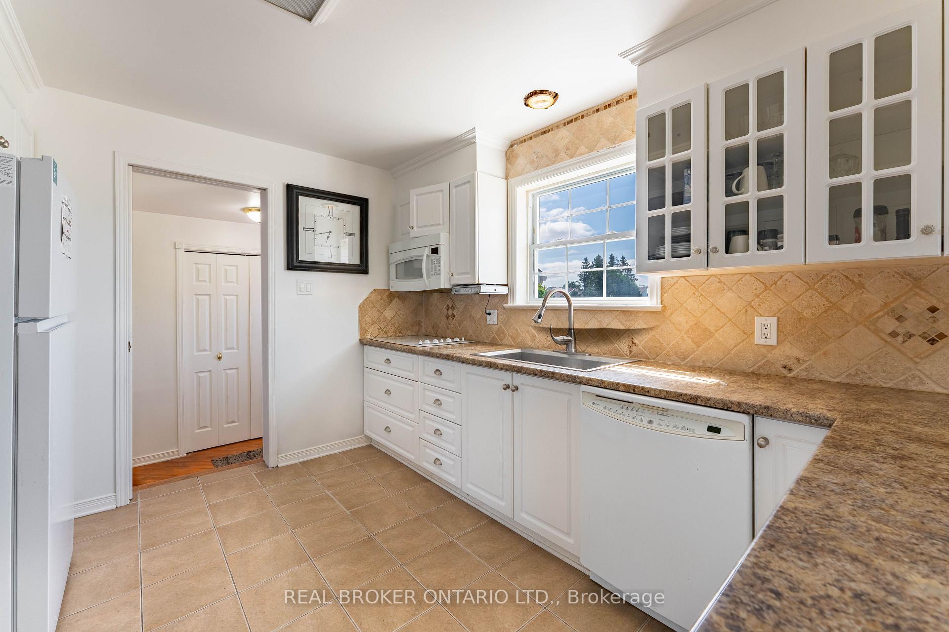 Photo 5 of 3449 Sarsfield Road, Ottawa, Cumberland West — HOMEH