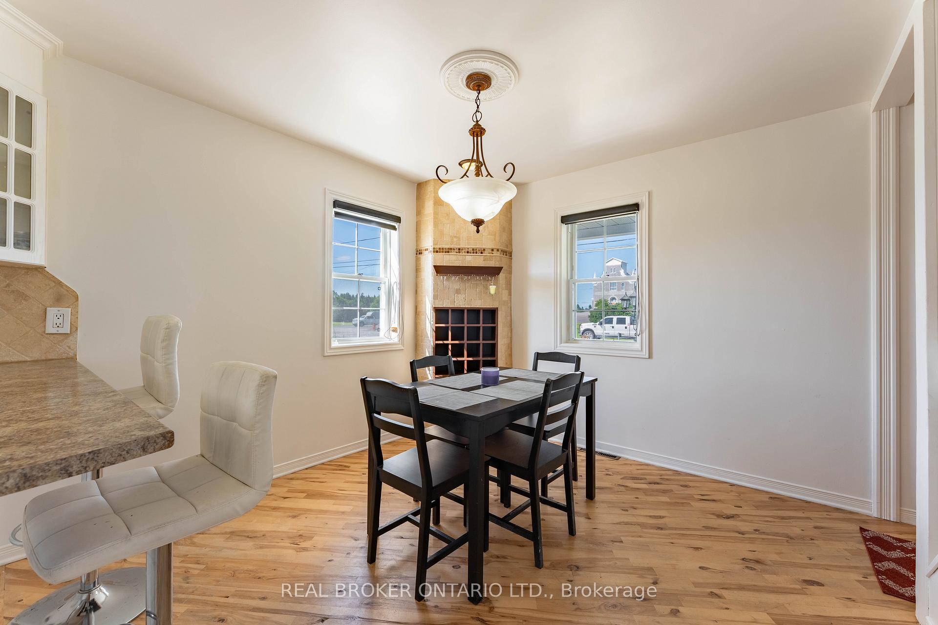 Photo 7 of 3449 Sarsfield Road, Ottawa, Cumberland West — HOMEH