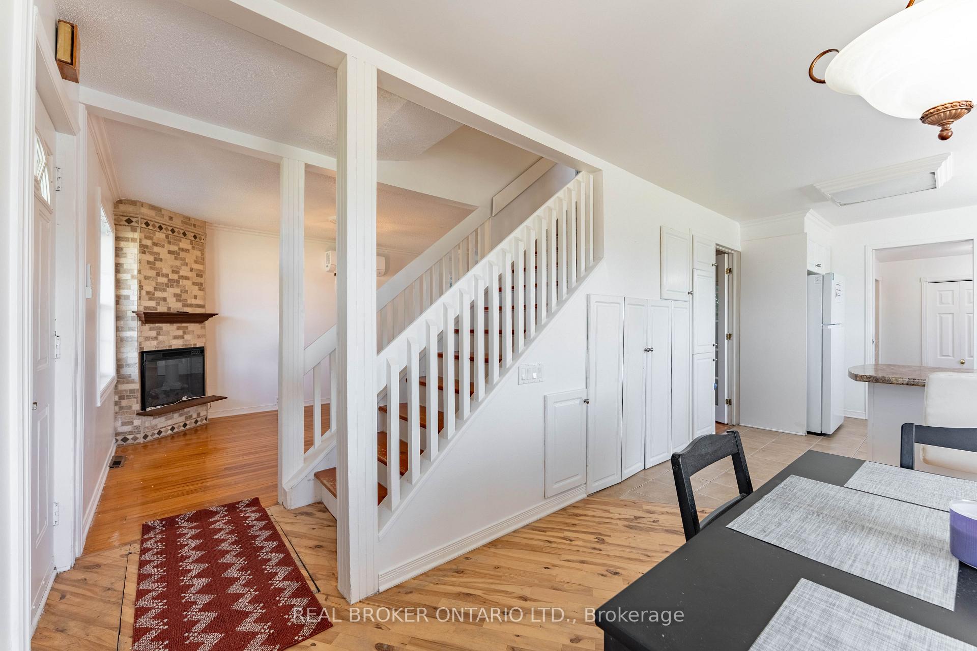 Photo 10 of 3449 Sarsfield Road, Ottawa, Cumberland West — HOMEH