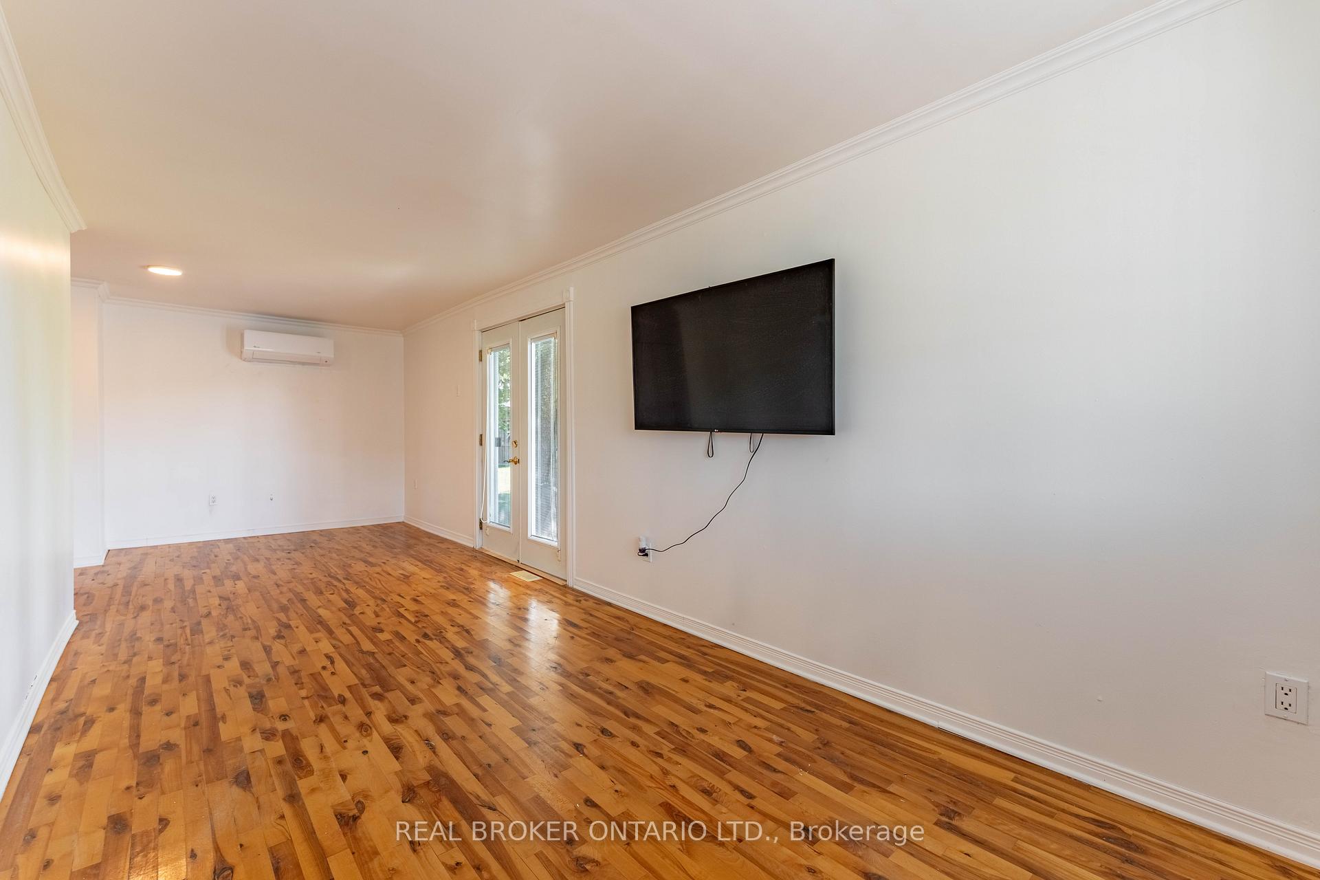 Photo 17 of 3449 Sarsfield Road, Ottawa, Cumberland West — HOMEH