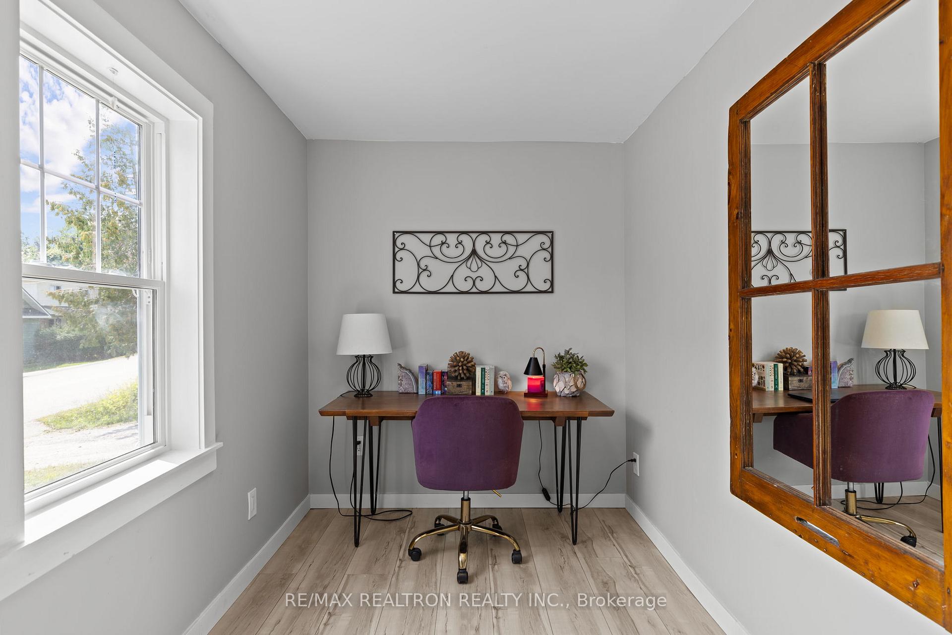 Photo 9 of 370 Arthur Street, Orillia — HOMEH