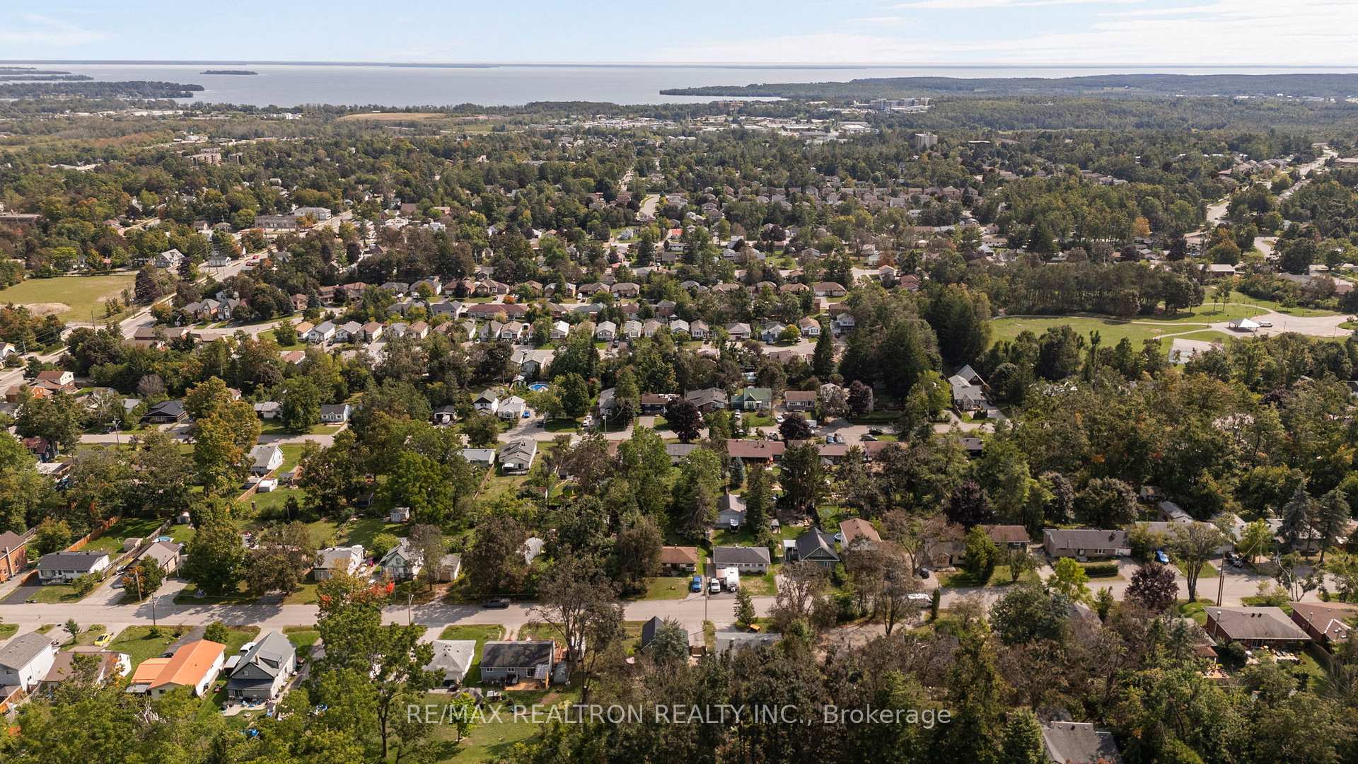 Photo 38 of 370 Arthur Street, Orillia — HOMEH