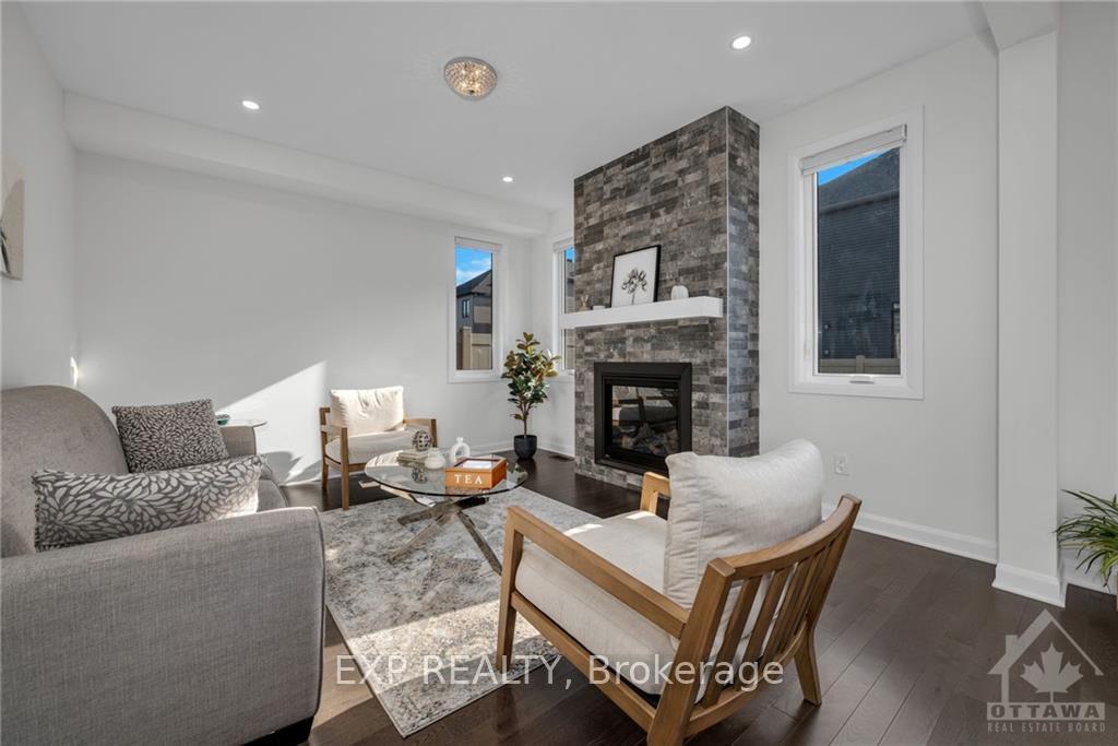Photo 2 of 921 Lakeridge Drive, Ottawa, Avalon East — HOMEH