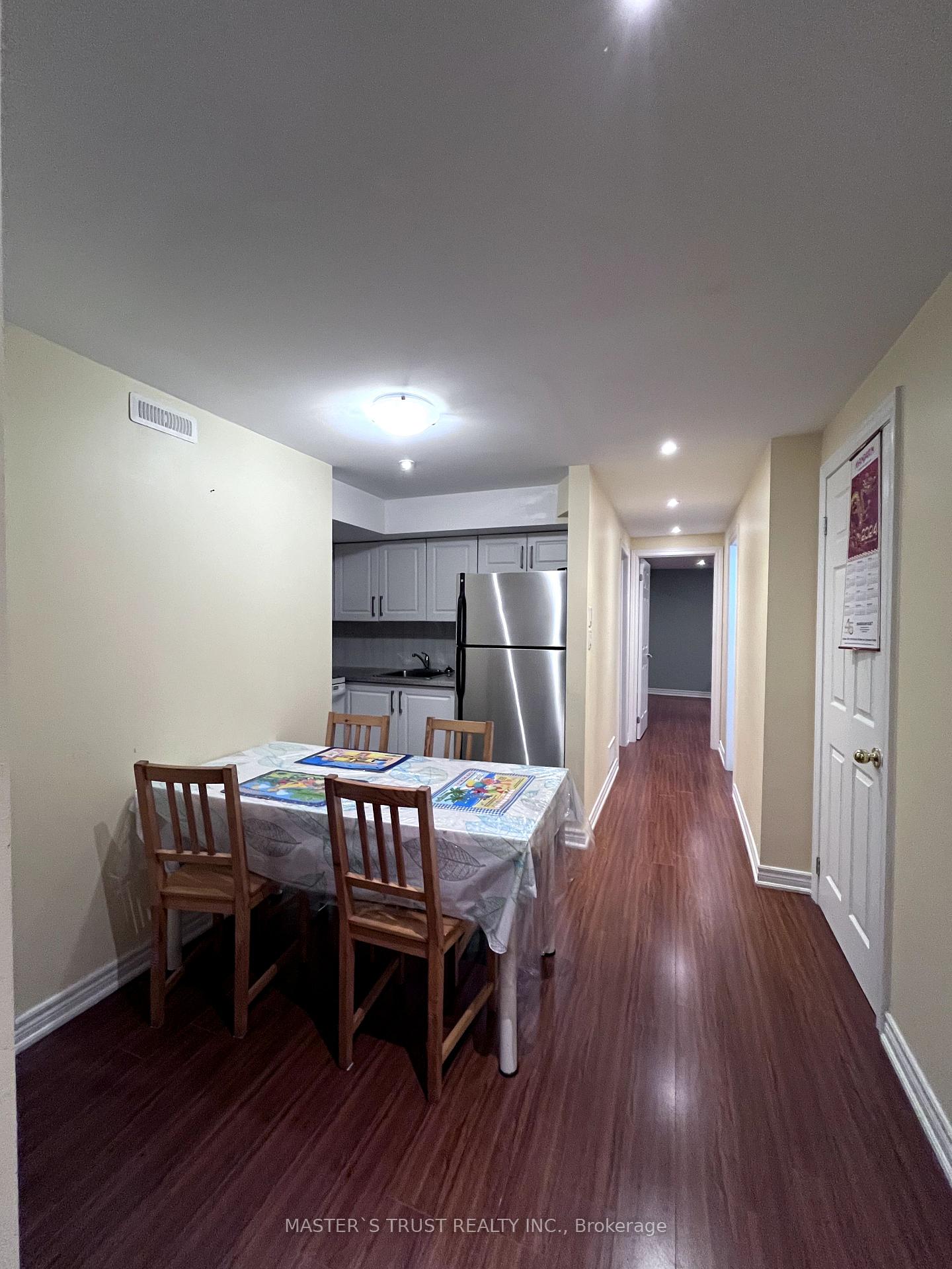 Photo 11 of 152 Swan Park Road, Markham, Greensborough — HOMEH
