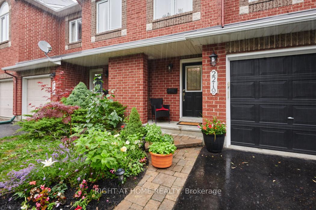 Photo 2 of 2219 Bois Vert Place, Ottawa, Avalon East — HOMEH