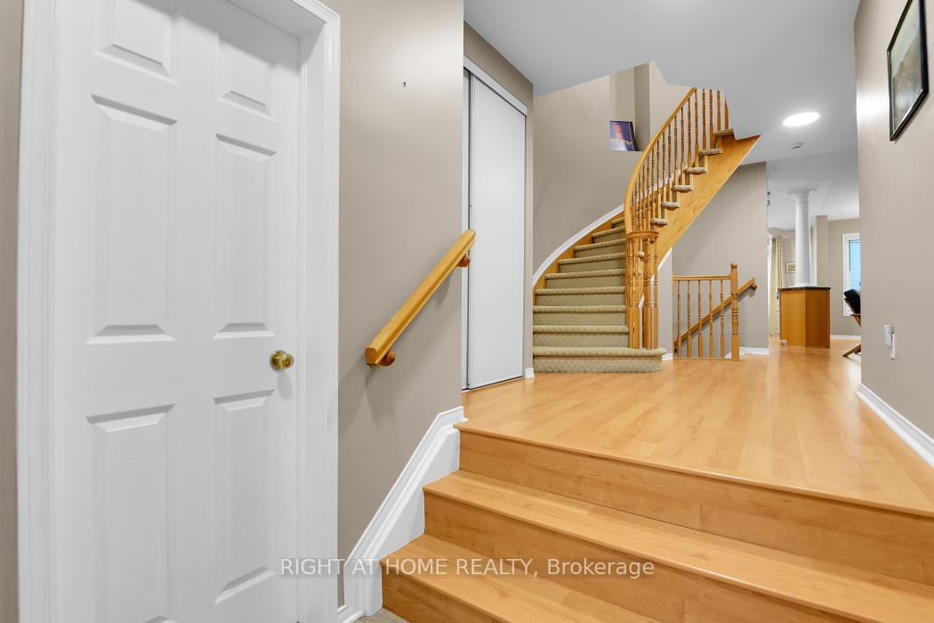 Photo 3 of 2219 Bois Vert Place, Ottawa, Avalon East — HOMEH