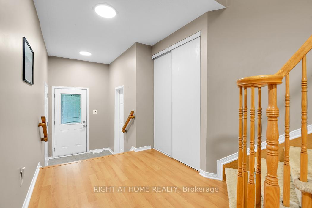 Photo 4 of 2219 Bois Vert Place, Ottawa, Avalon East — HOMEH