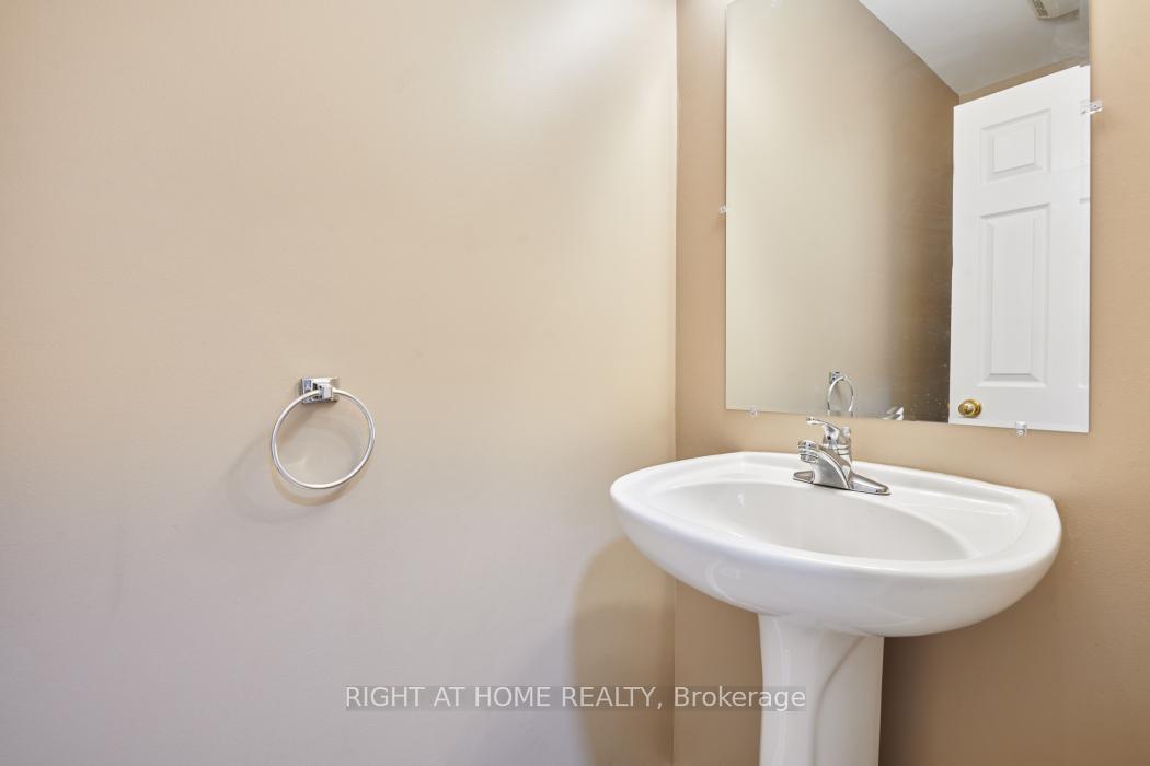 Photo 13 of 2219 Bois Vert Place, Ottawa, Avalon East — HOMEH