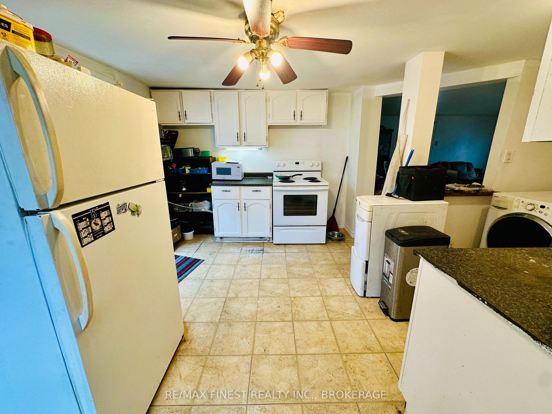 Photo 8 of 27 Hickson Avenue, Kingston, East of Sir John A. Blvd — HOMEH