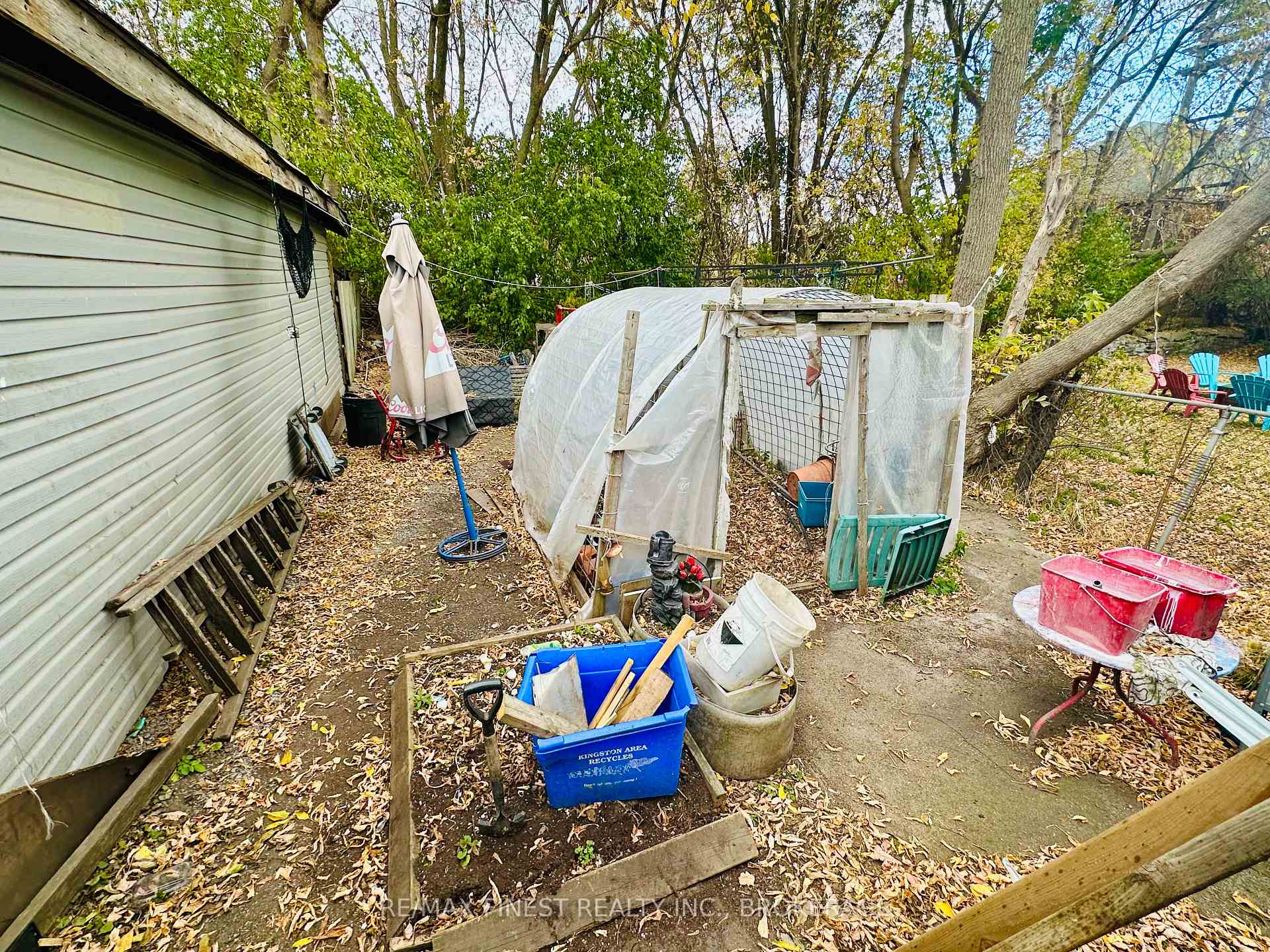 Photo 26 of 27 Hickson Avenue, Kingston, East of Sir John A. Blvd — HOMEH