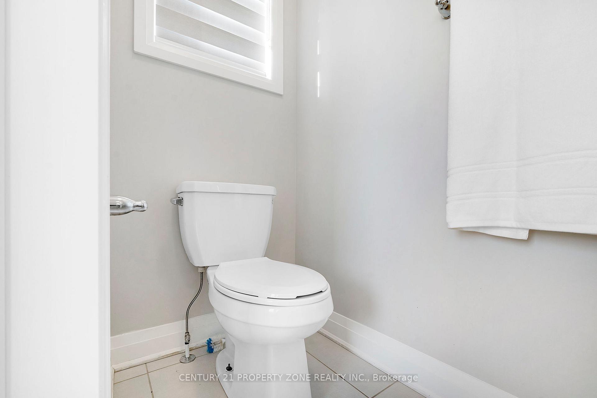 Photo 9 of 1701 Thames Circle, Milton, Bowes — HOMEH