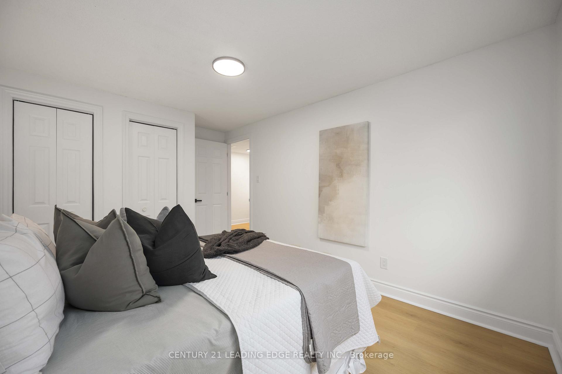 Photo 25 of 544 Lakeview Avenue, Oshawa, Lakeview — HOMEH