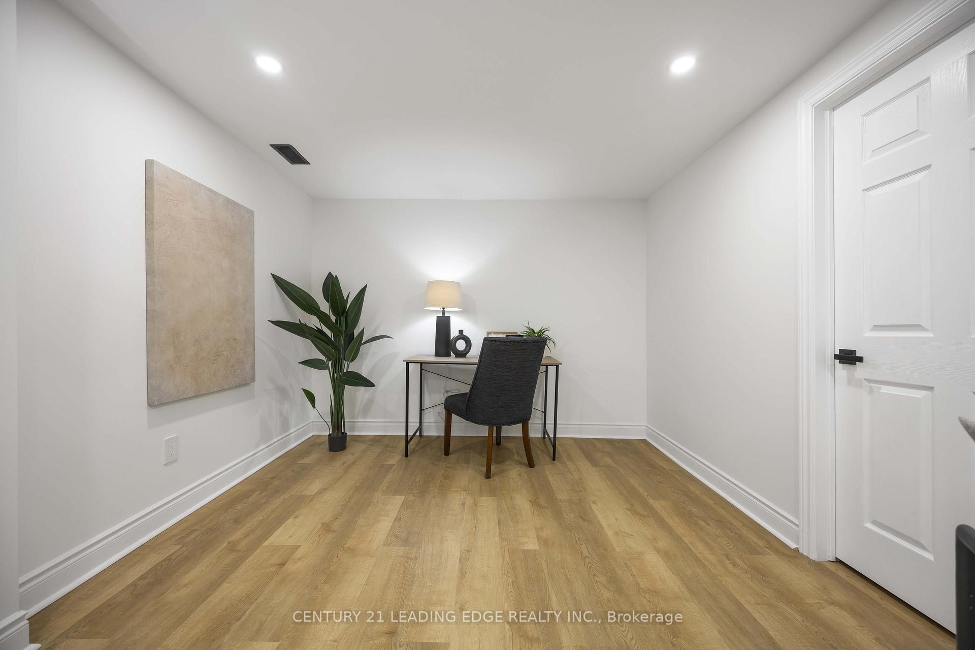 Photo 37 of 544 Lakeview Avenue, Oshawa, Lakeview — HOMEH