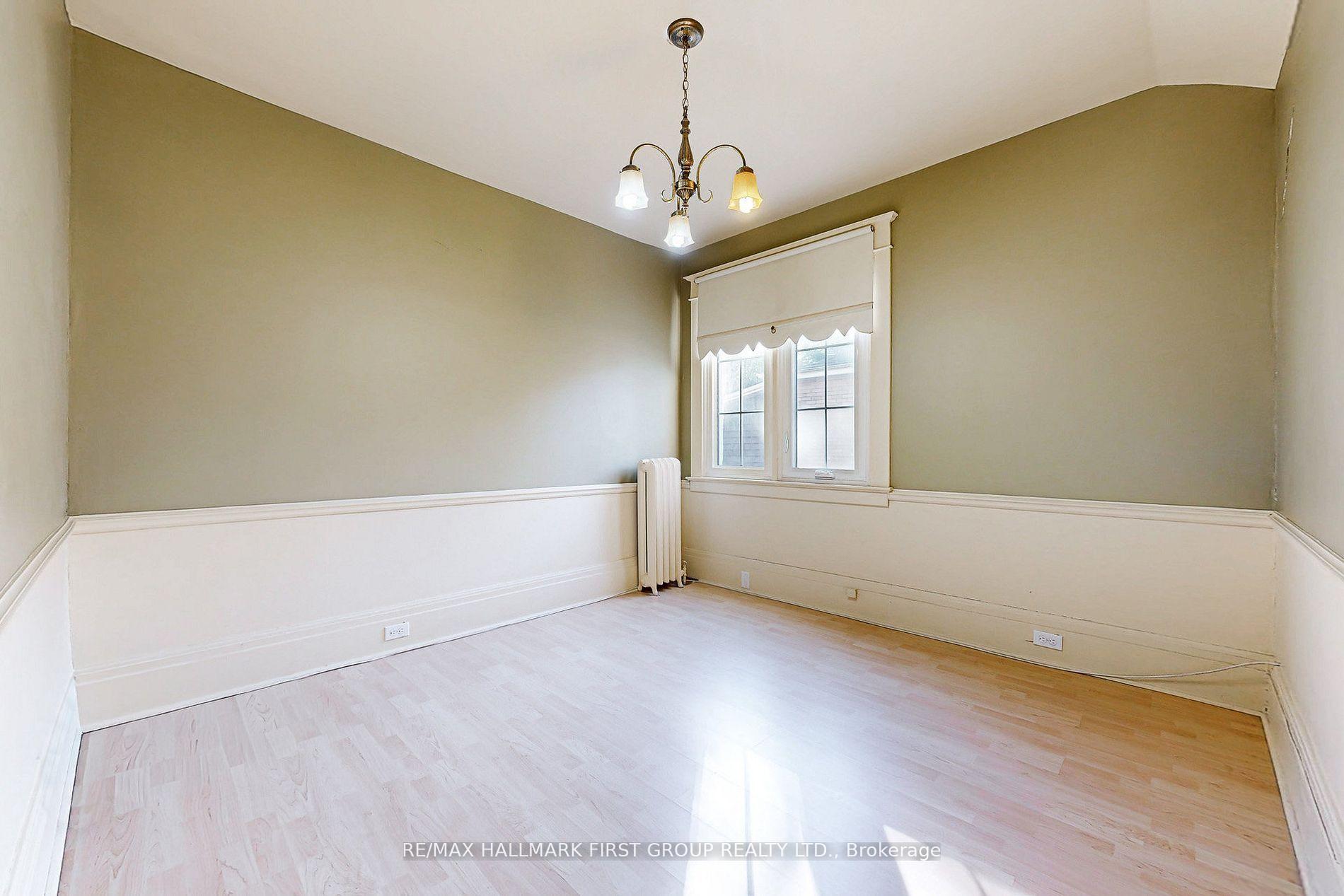 Photo 21 of 481 Simcoe Street N, Oshawa, O'Neill — HOMEH