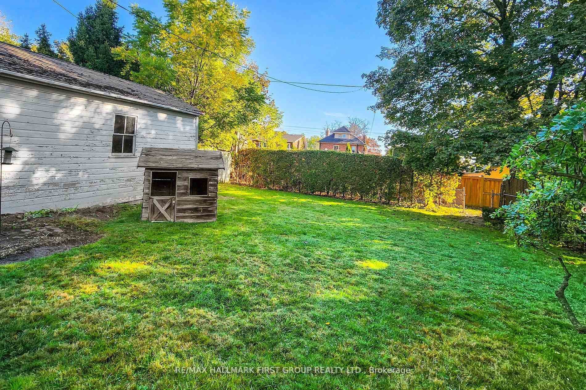 Photo 39 of 481 Simcoe Street N, Oshawa, O'Neill — HOMEH