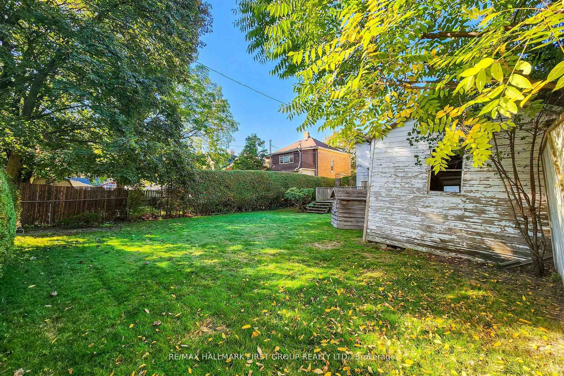 Photo 40 of 481 Simcoe Street N, Oshawa, O'Neill — HOMEH
