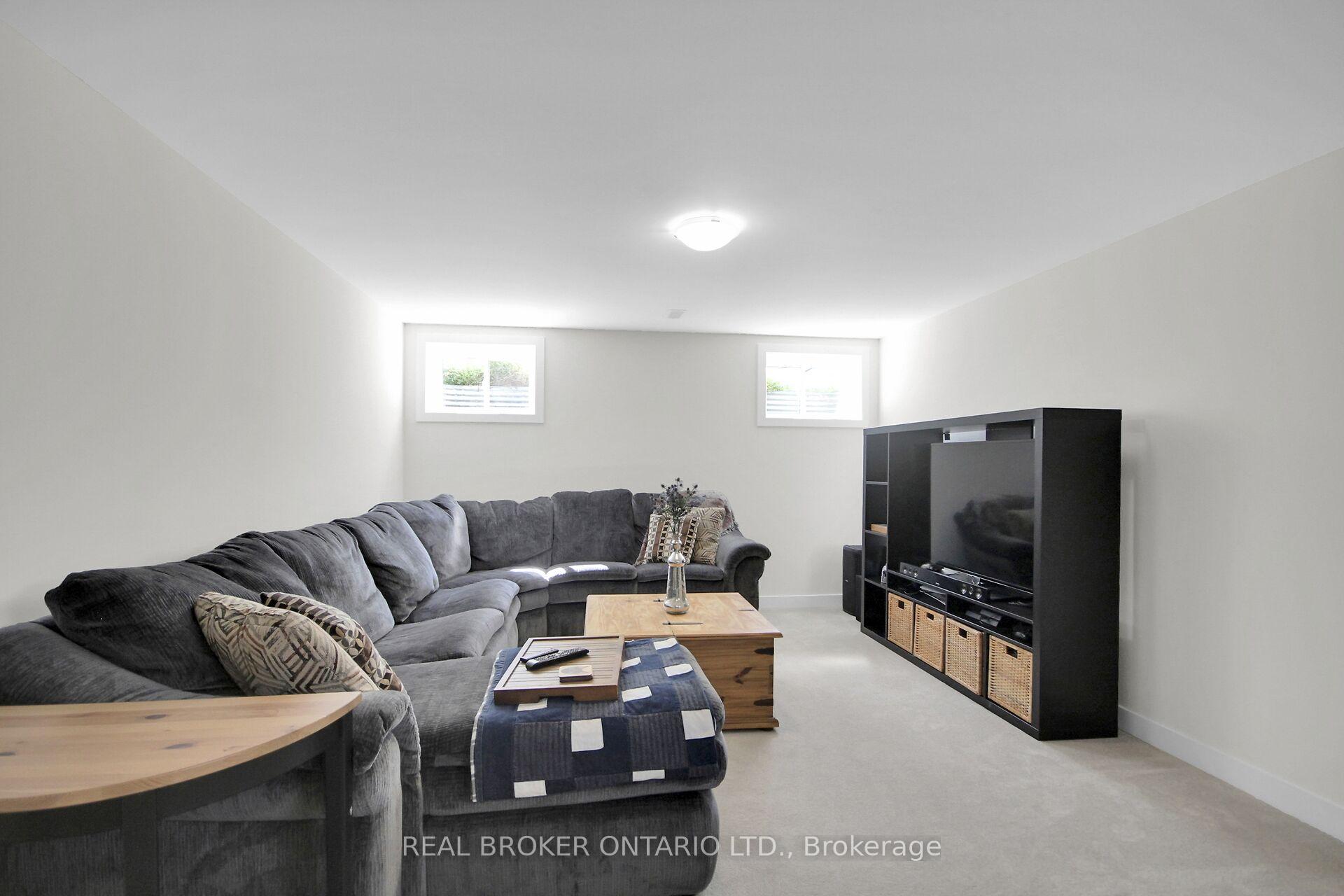 Photo 24 of 134 Crevasse Road, Ottawa, Mer Bleue/Bradley Estates/Anderson Park — HOMEH