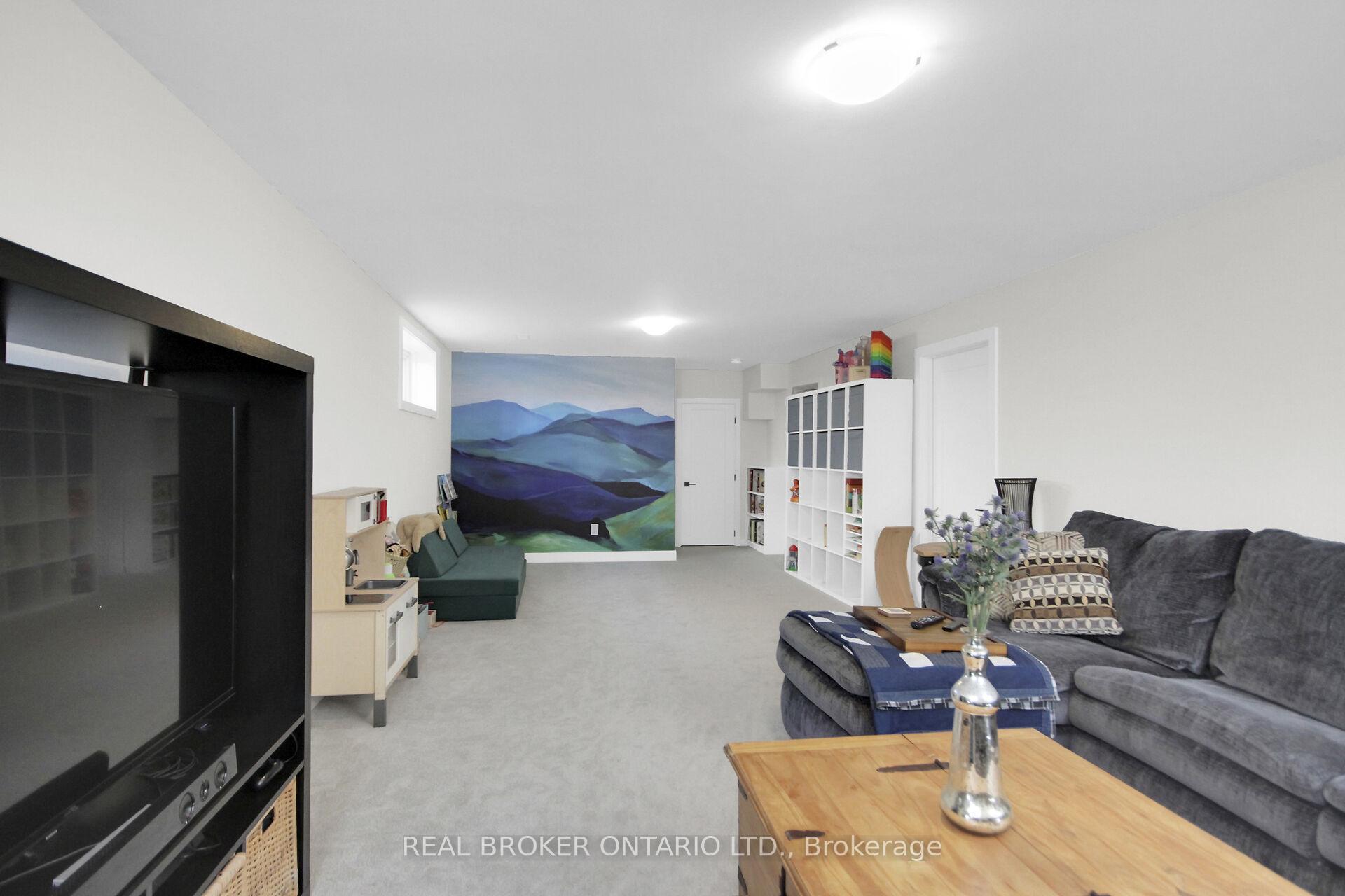 Photo 26 of 134 Crevasse Road, Ottawa, Mer Bleue/Bradley Estates/Anderson Park — HOMEH