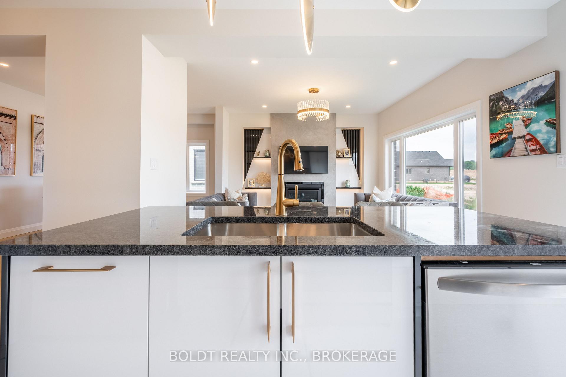 Photo 14 of 183 Walker Road, Pelham, Fonthill — HOMEH