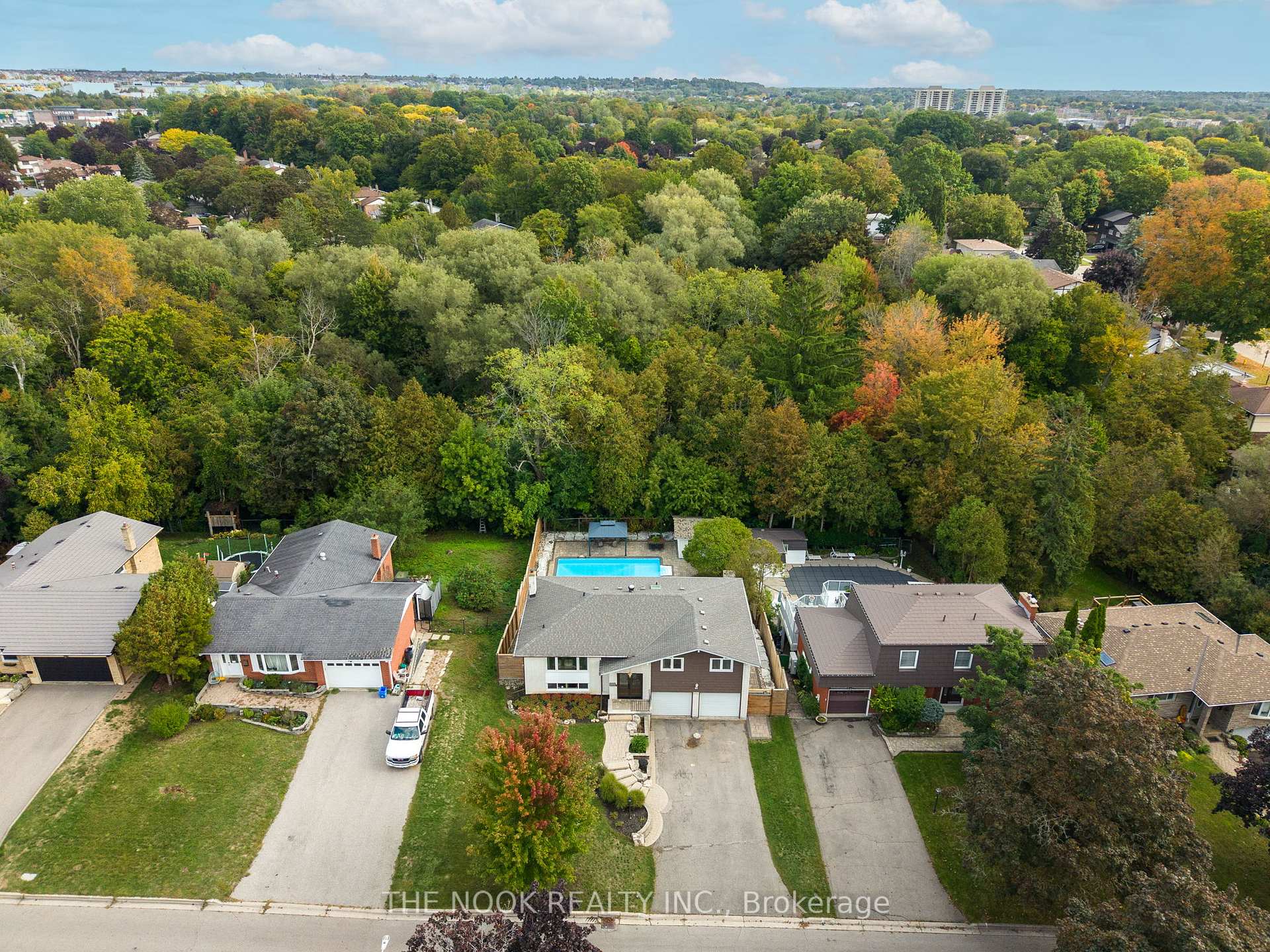 Photo 2 of 80 Marica Avenue, Oshawa, Centennial — HOMEH
