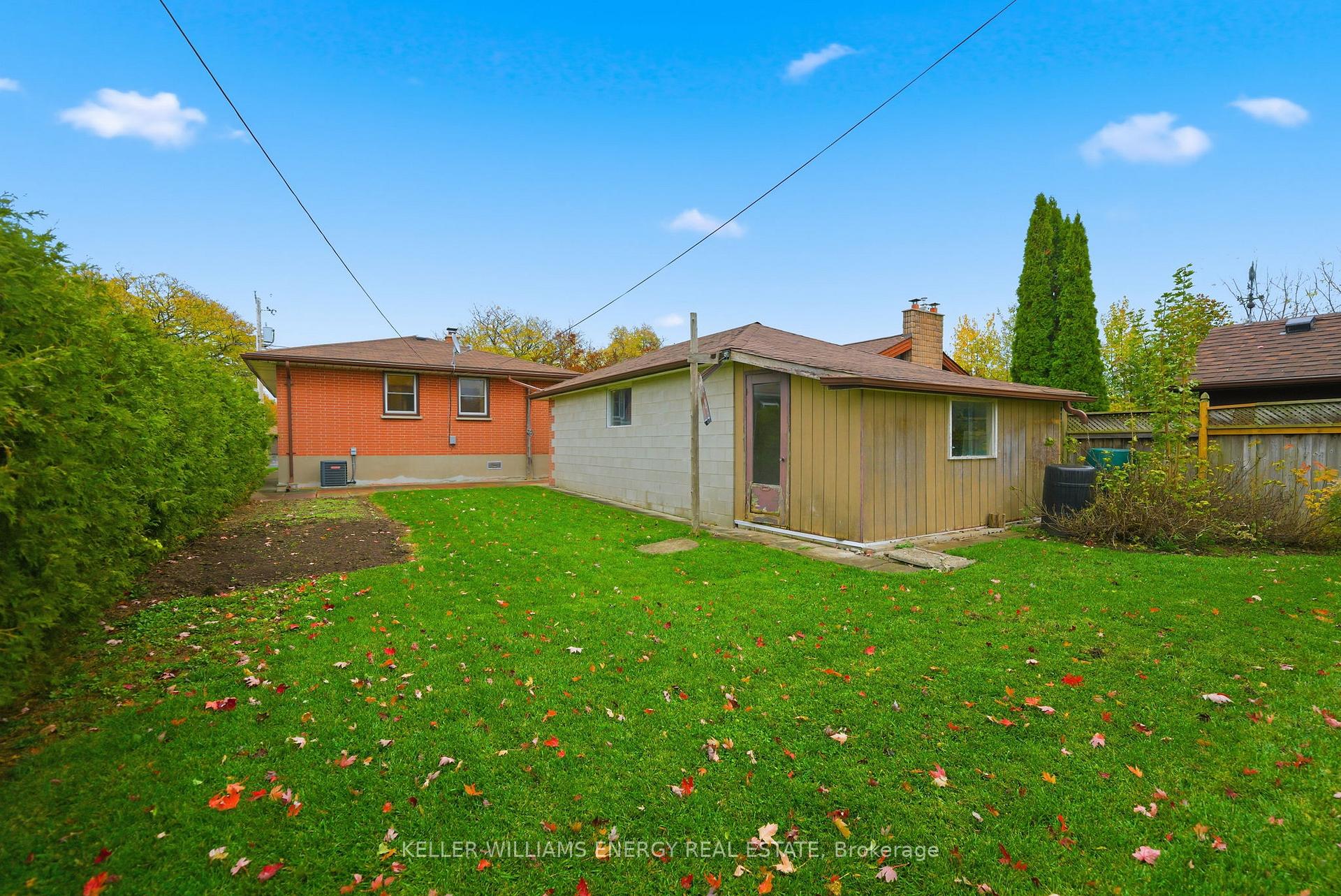 Photo 30 of 318 Guelph Street, Oshawa, Donevan — HOMEH