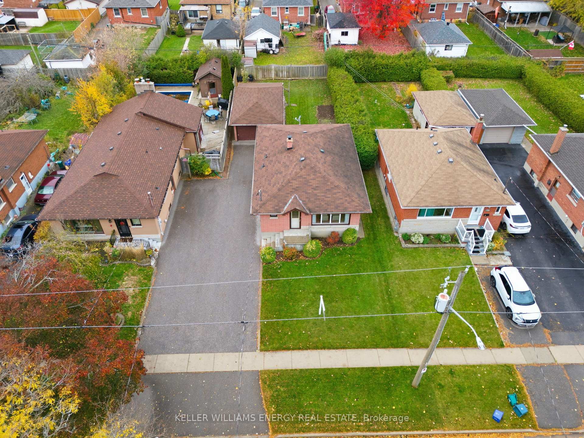 Photo 33 of 318 Guelph Street, Oshawa, Donevan — HOMEH