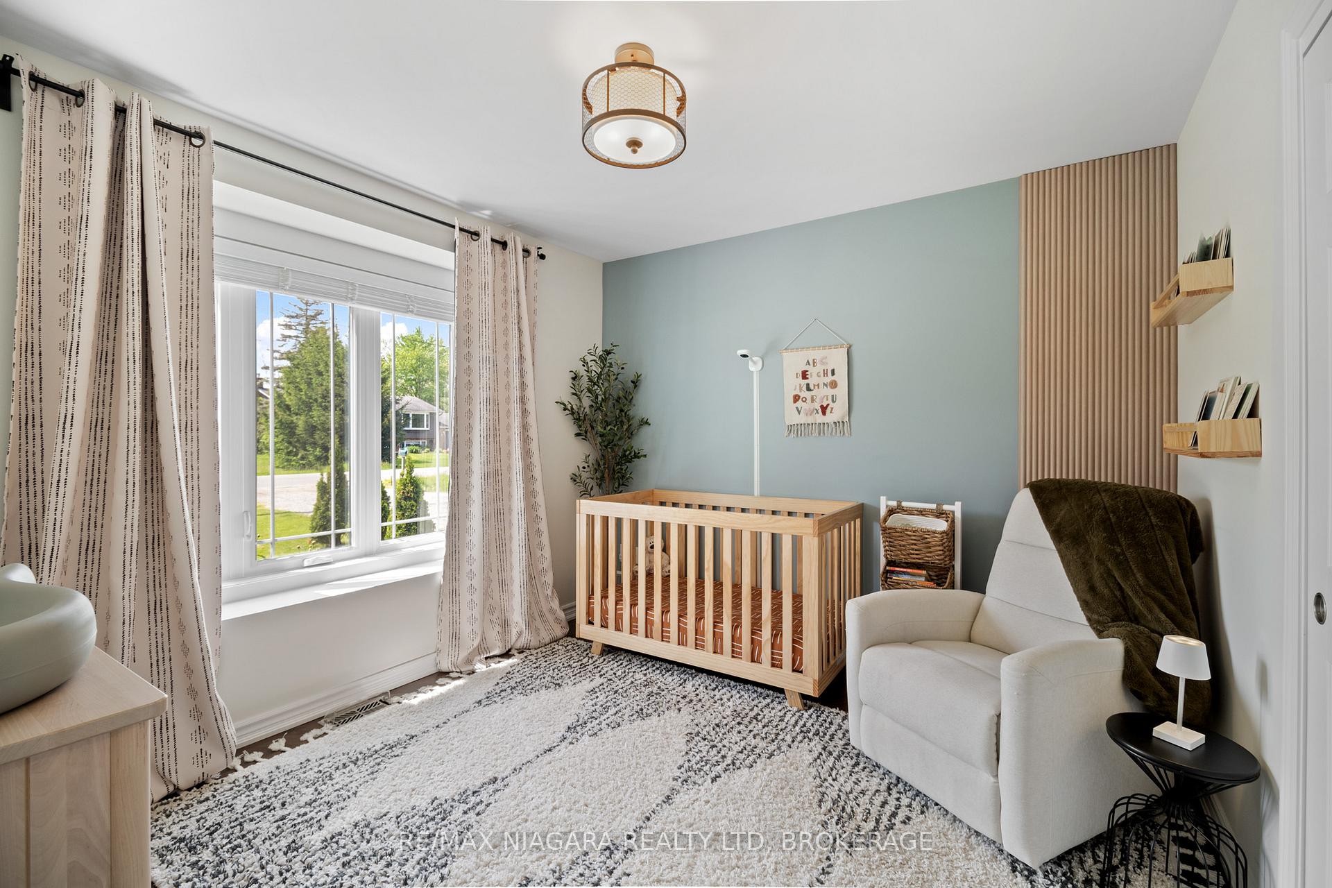 Photo 21 of 811 Foss Road, Pelham, Fenwick — HOMEH