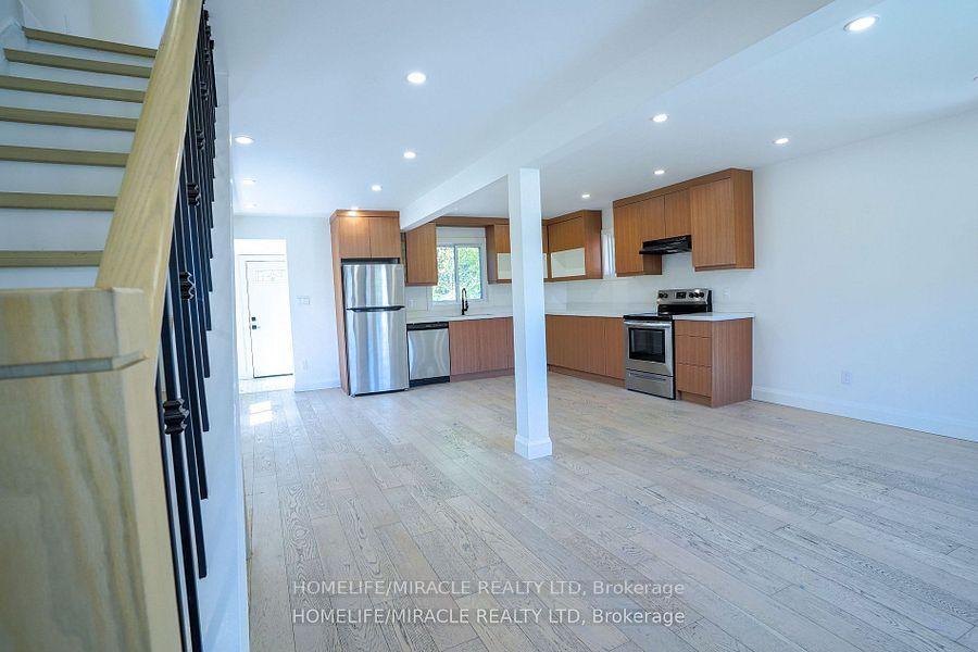 Photo 2 of 232 Burk Street, Oshawa, Vanier — HOMEH