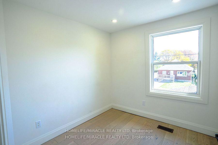 Photo 22 of 232 Burk Street, Oshawa, Vanier — HOMEH