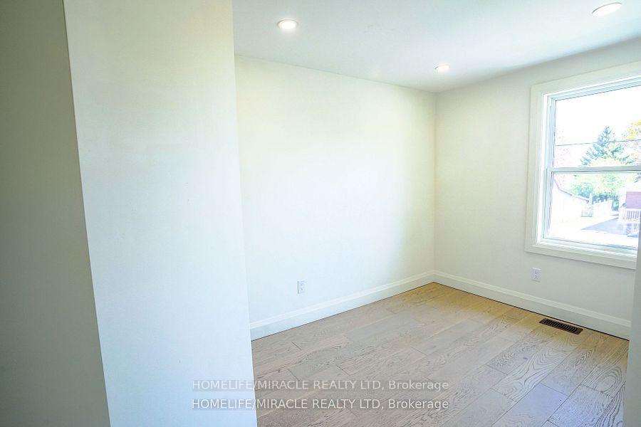 Photo 25 of 232 Burk Street, Oshawa, Vanier — HOMEH